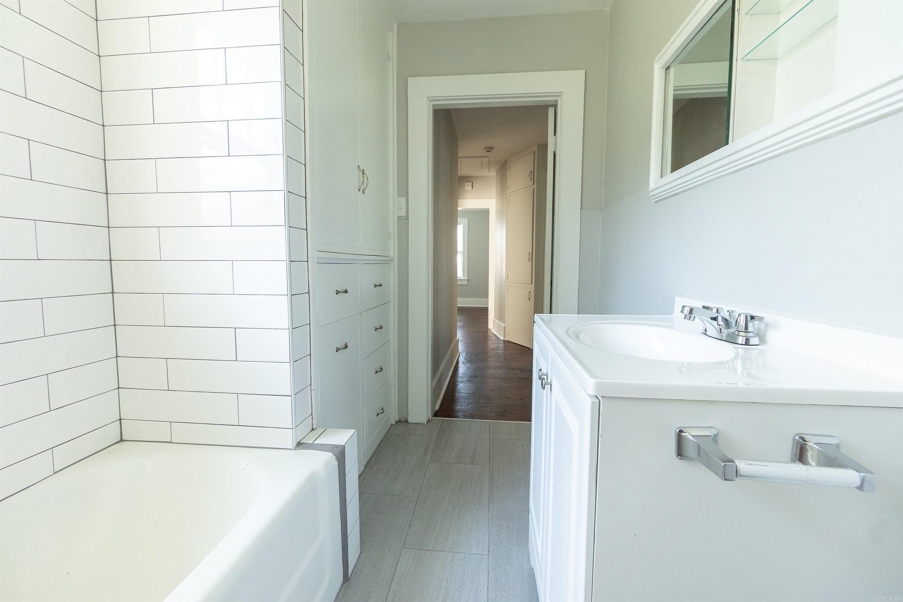 Hindmans RL - Residential Lease