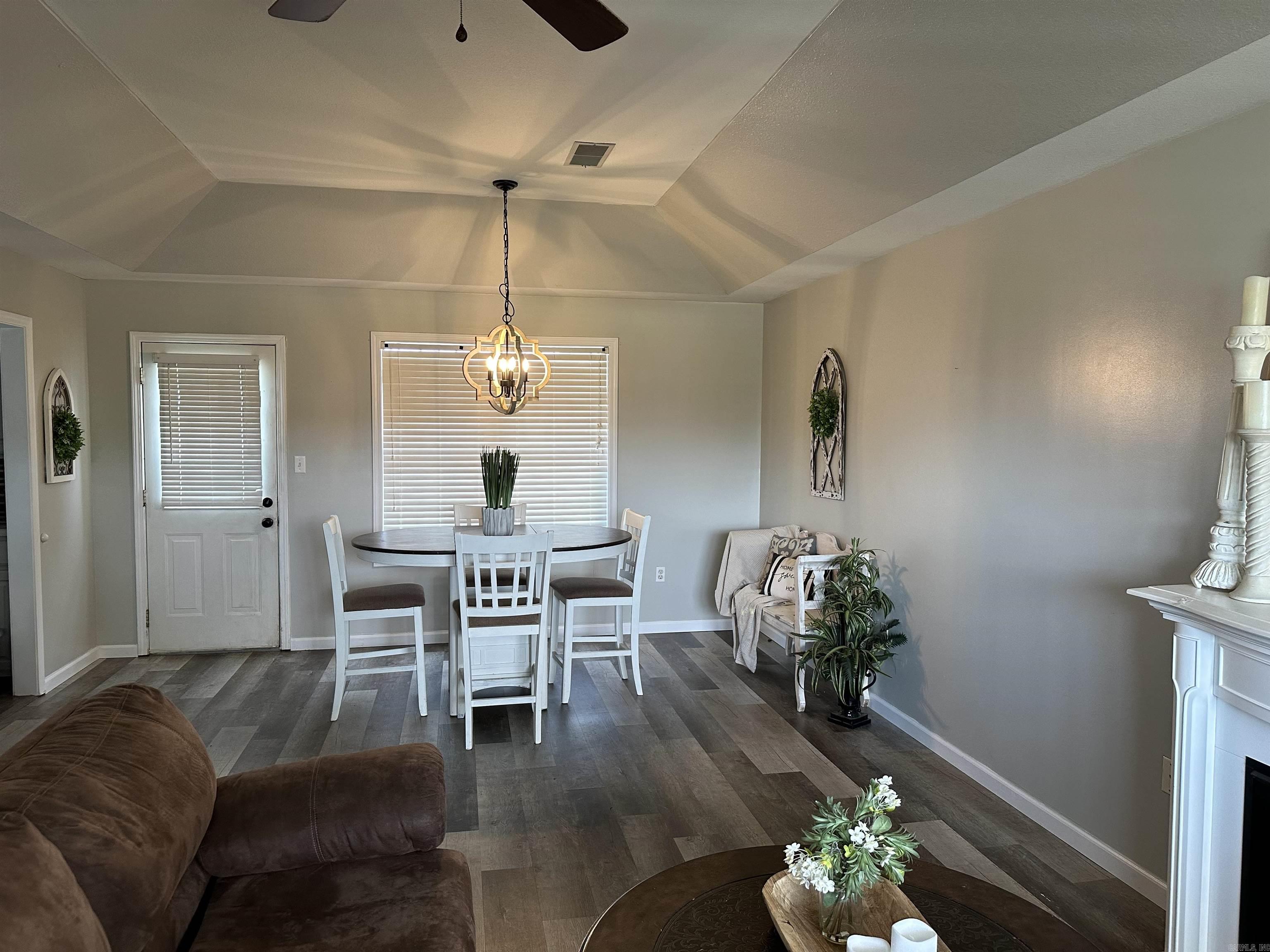 Walnut Corner - Residential