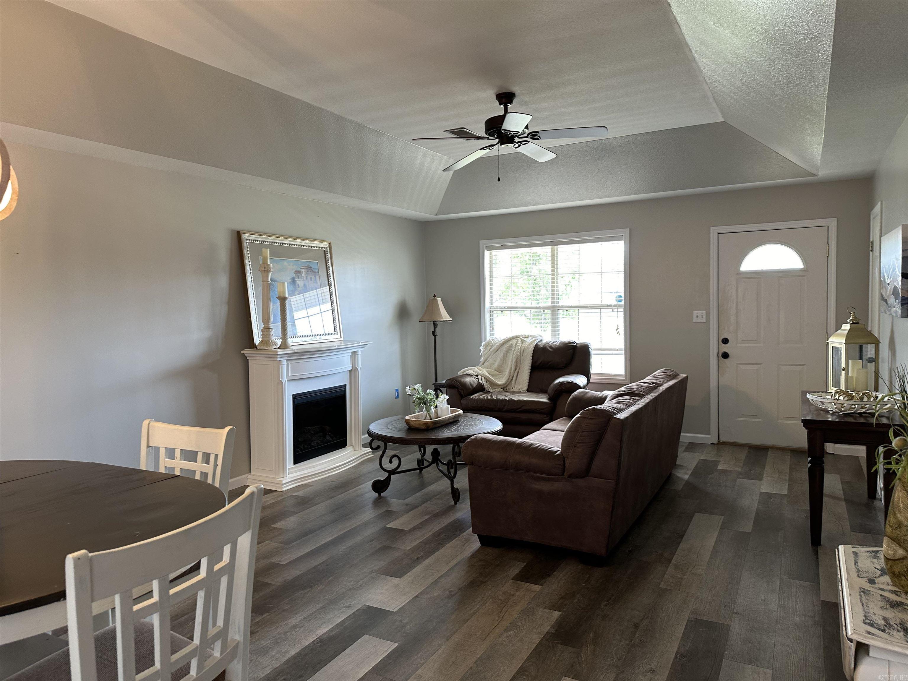 Walnut Corner - Residential