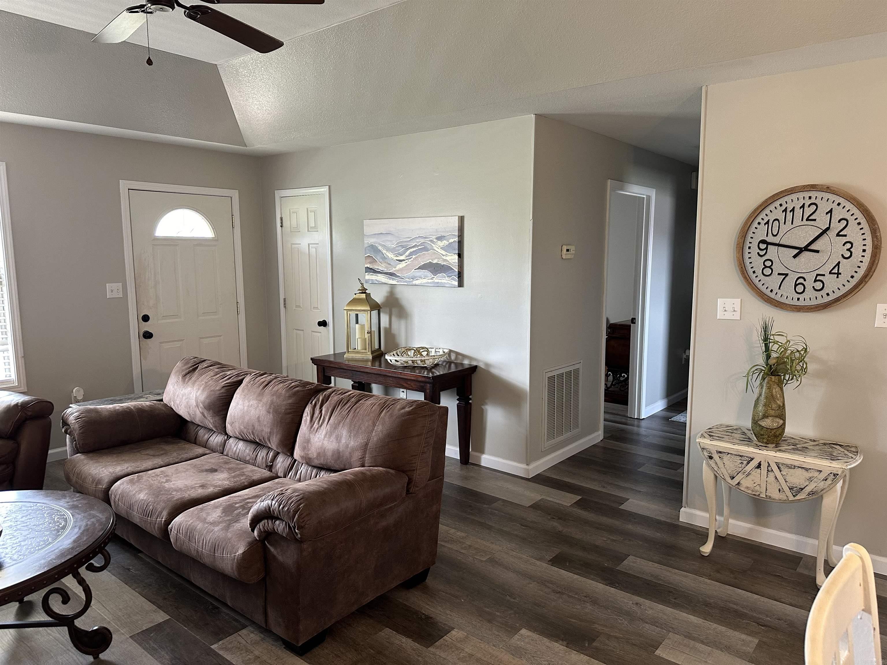 Walnut Corner - Residential