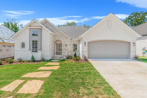 MLS: 25008065