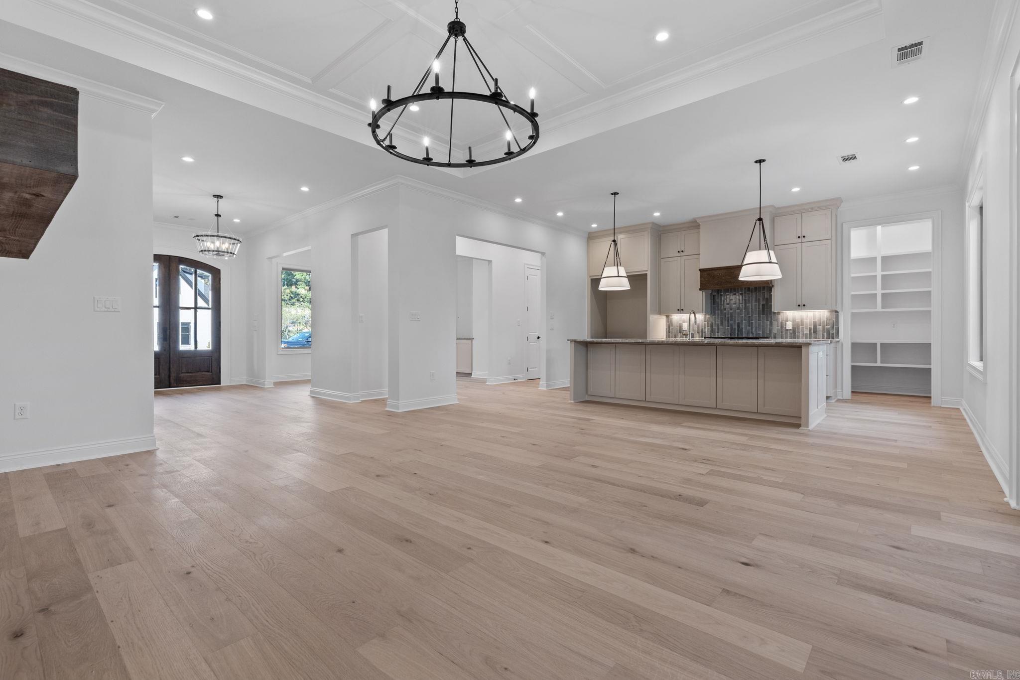 BEAR DEN ESTATES - Residential