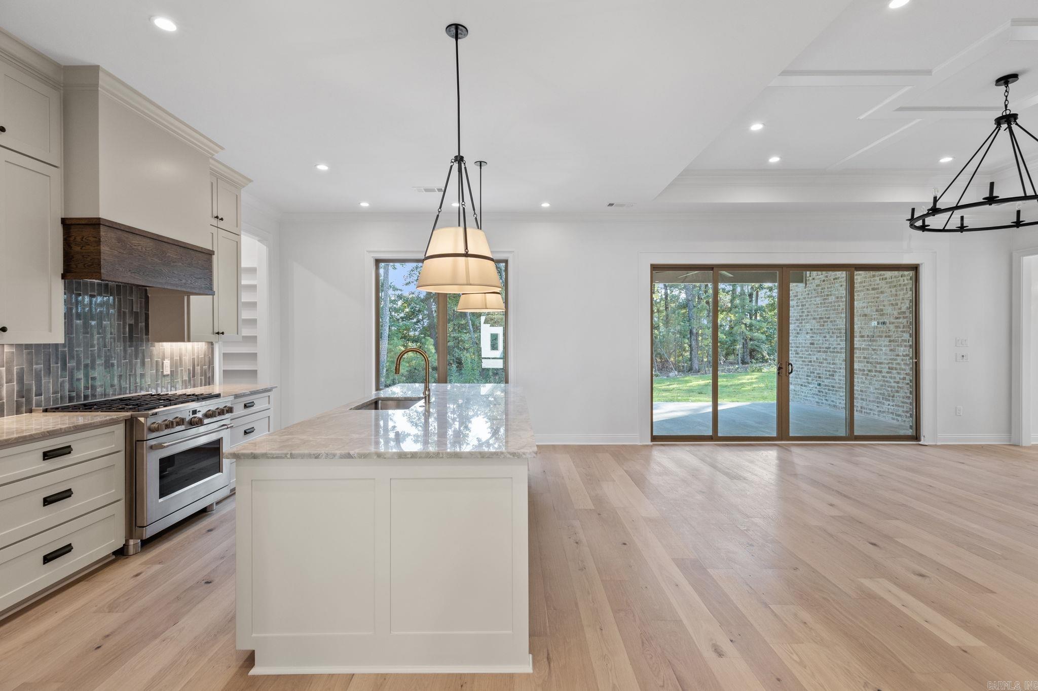 BEAR DEN ESTATES - Residential