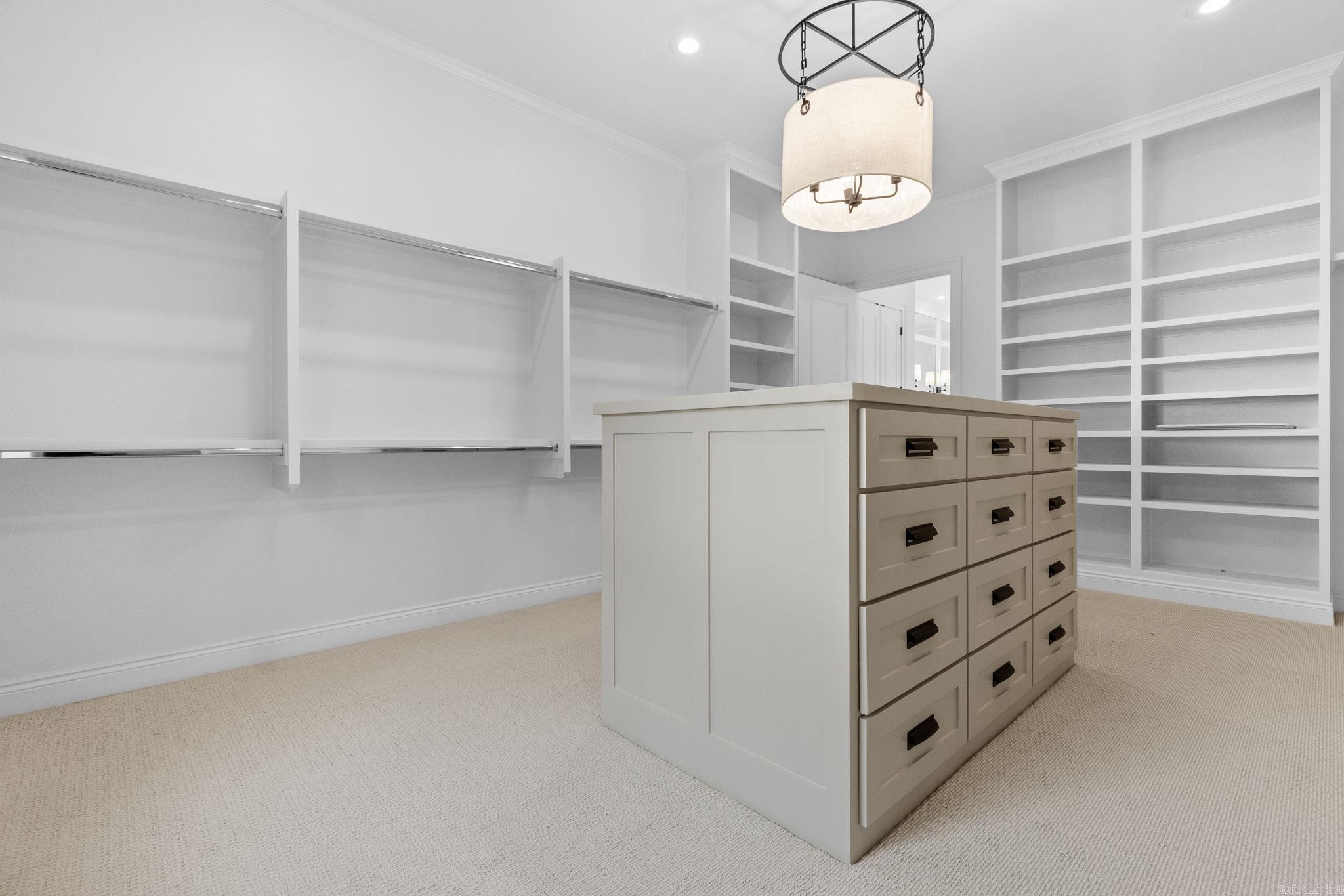 BEAR DEN ESTATES - Residential