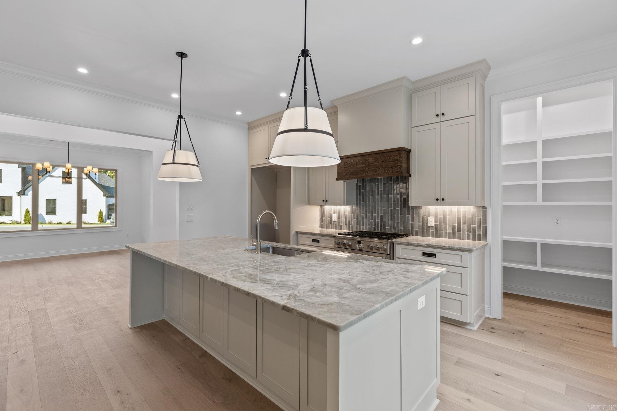 BEAR DEN ESTATES - Residential