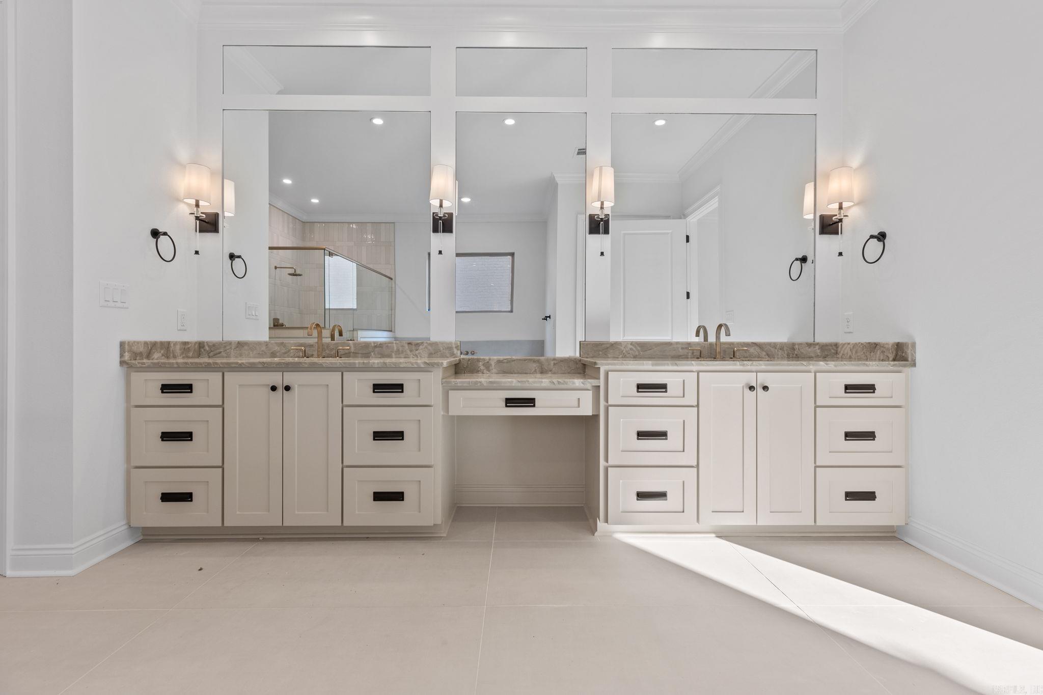 BEAR DEN ESTATES - Residential