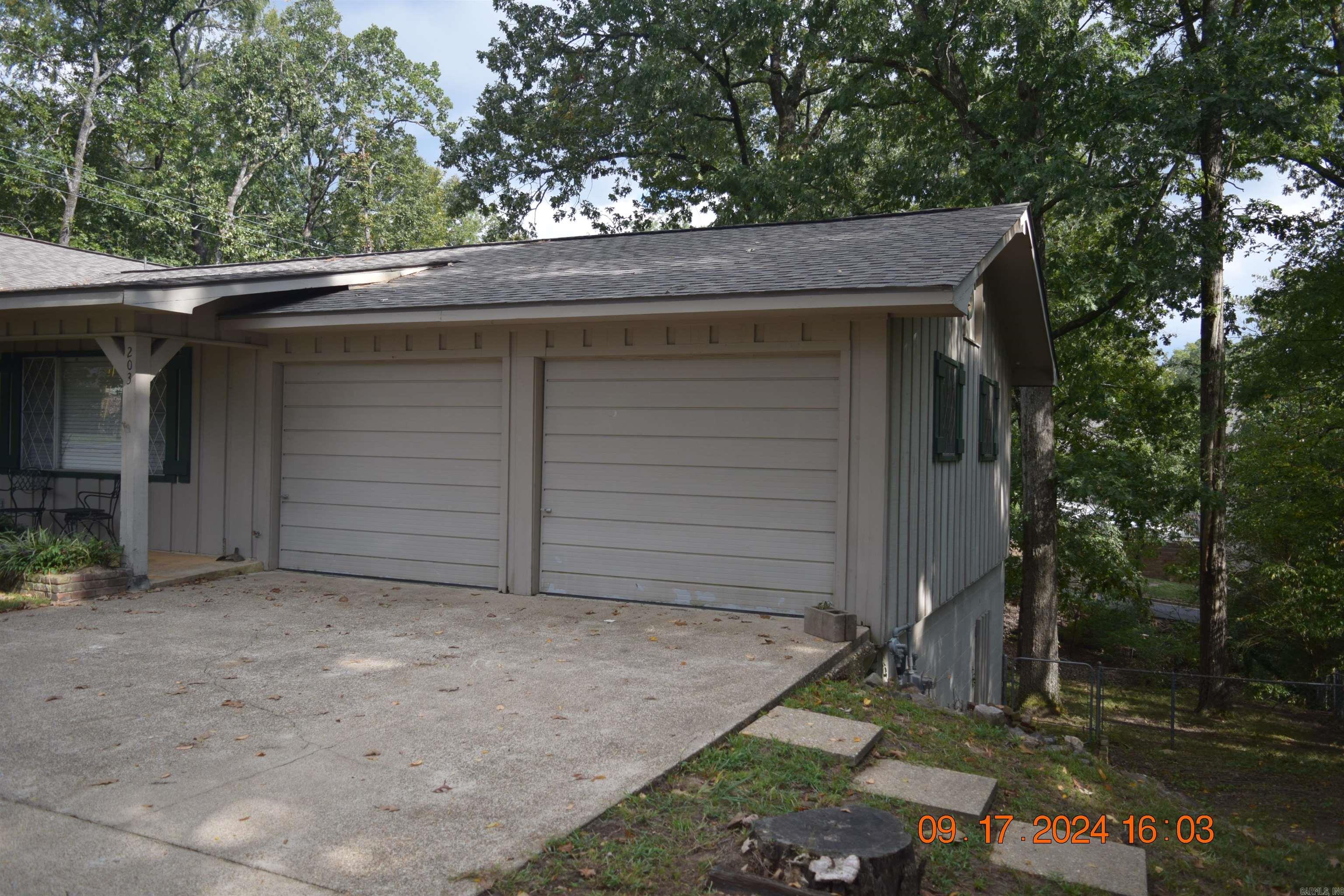 BRADY WOOD - Residential