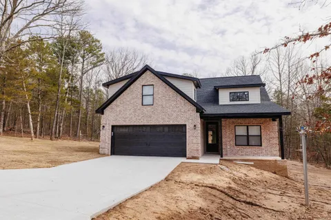 MLS: 25008953