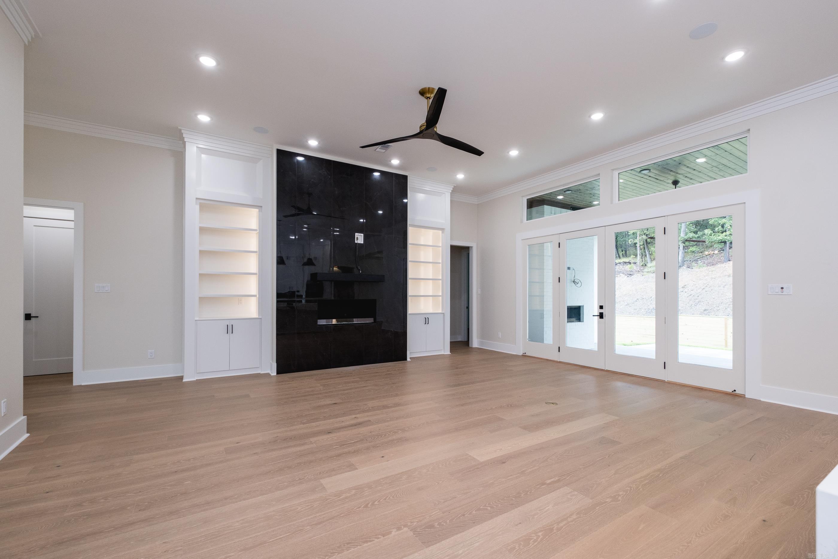 CHENAL VALLEY ABINGTON COURT - Residential