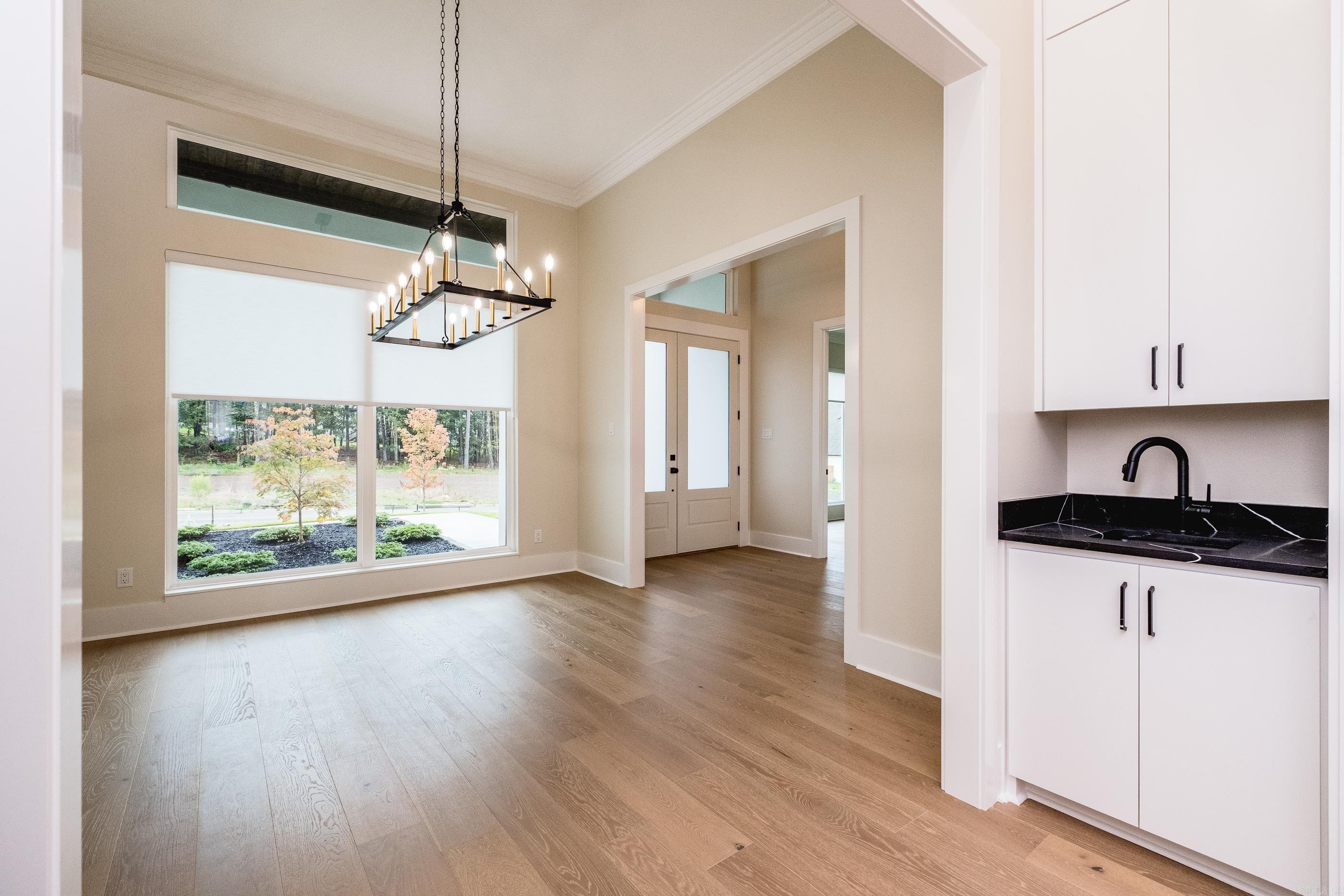 CHENAL VALLEY ABINGTON COURT - Residential