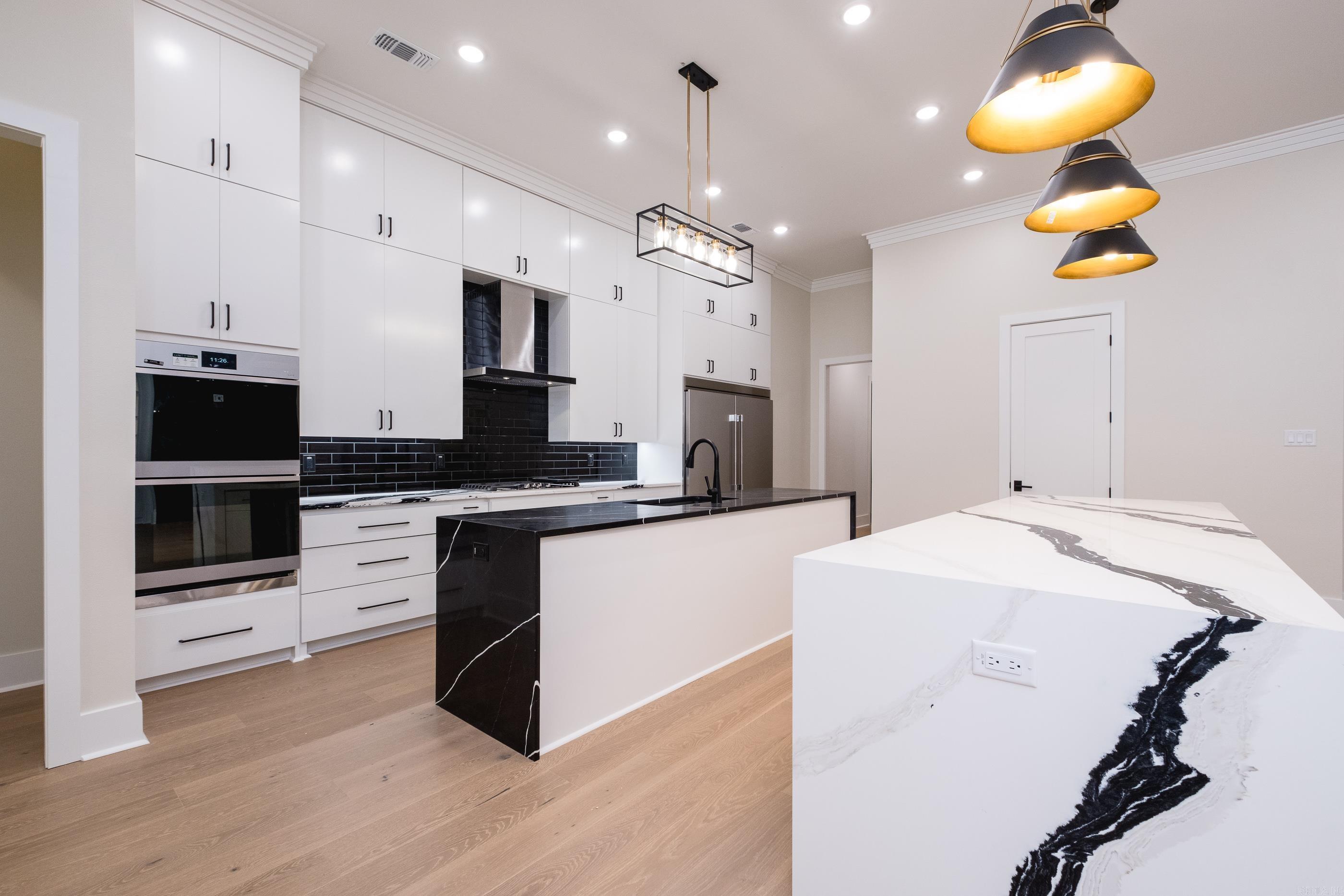 CHENAL VALLEY ABINGTON COURT - Residential