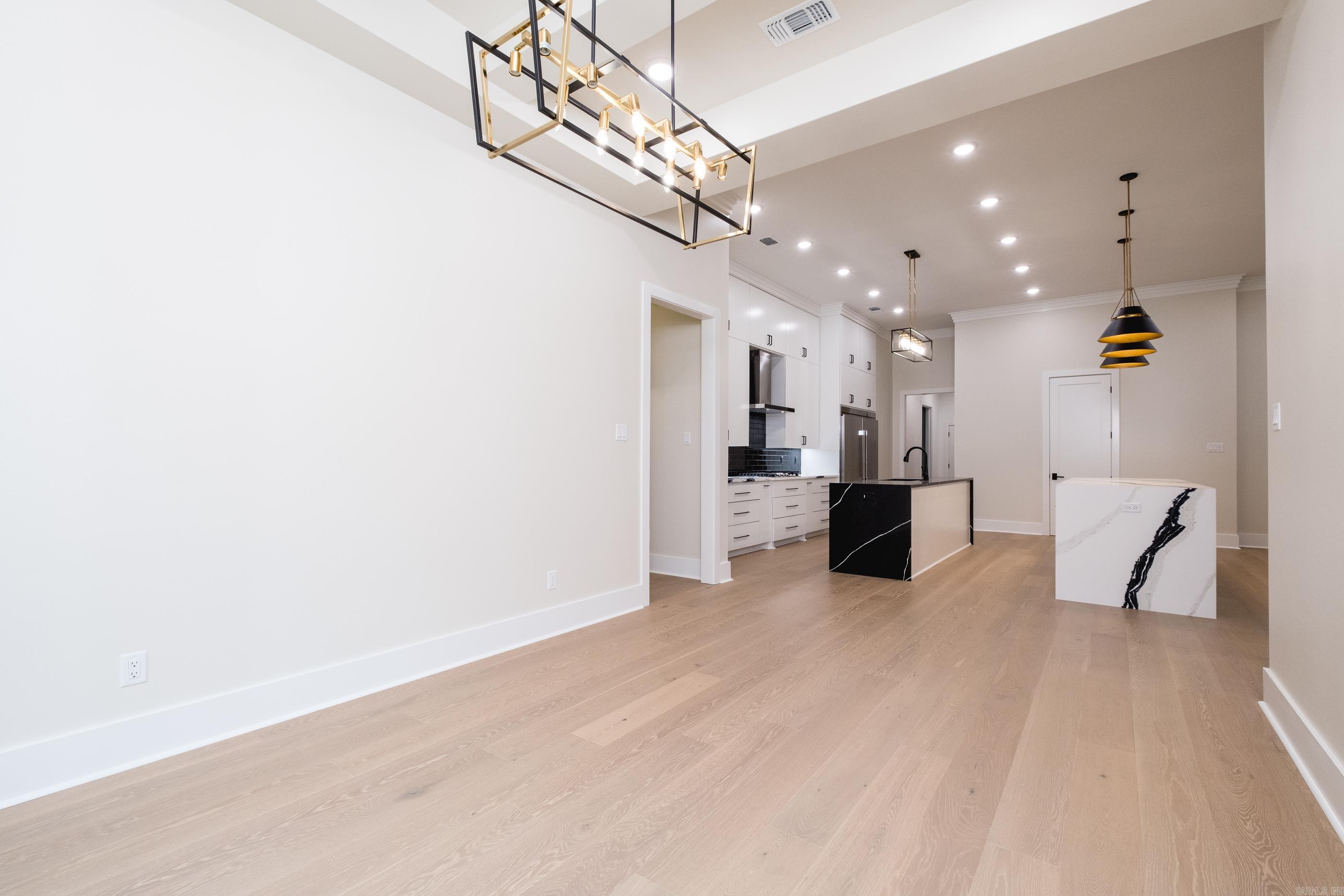 CHENAL VALLEY ABINGTON COURT - Residential