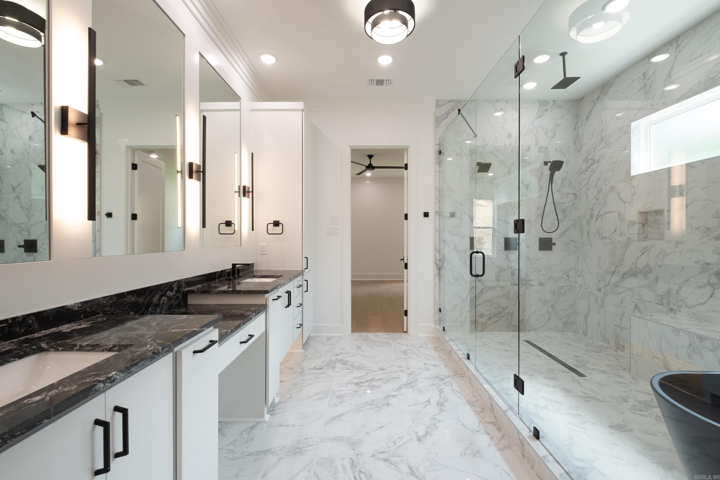 CHENAL VALLEY ABINGTON COURT - Residential