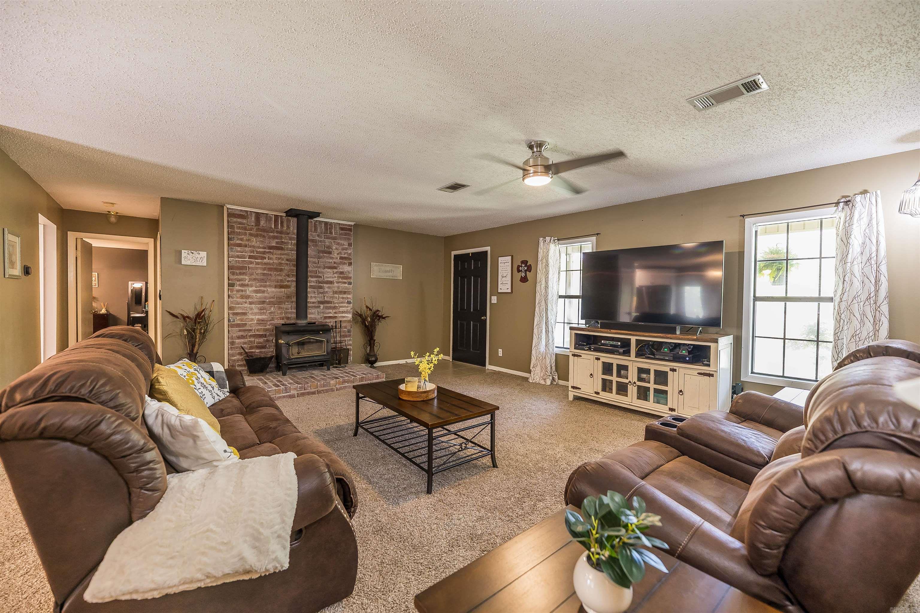 FAIR OAKS - Residential