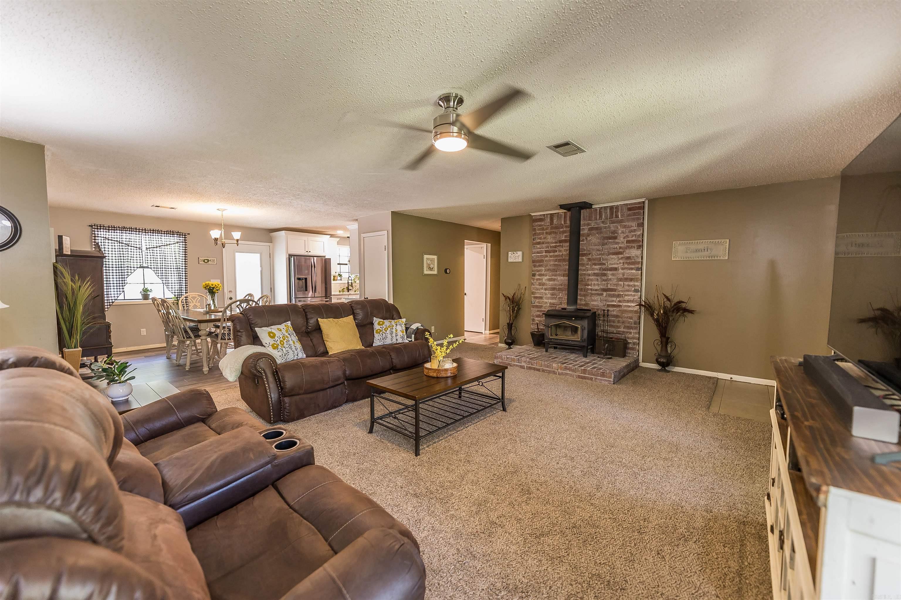 FAIR OAKS - Residential