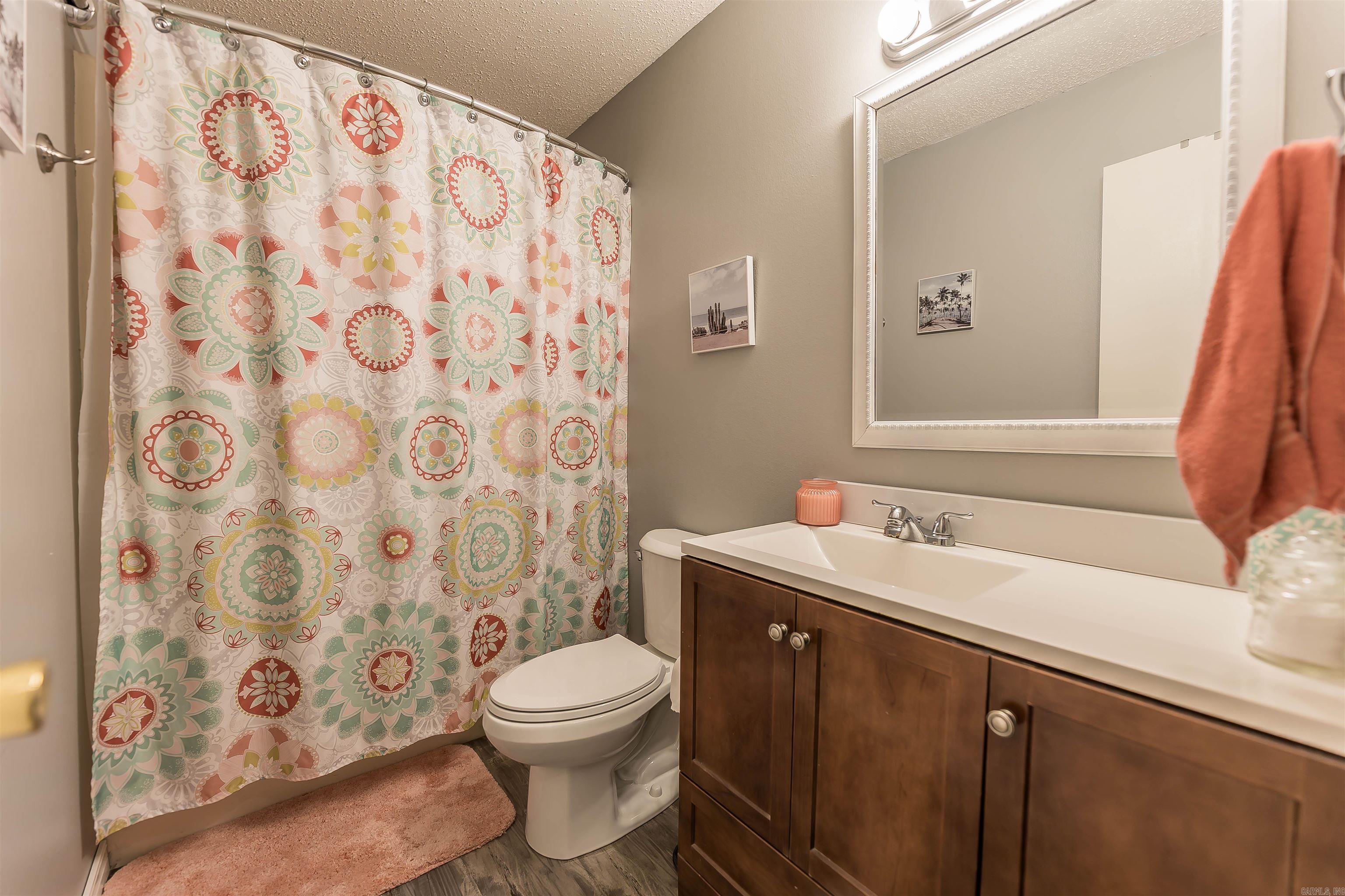 FAIR OAKS - Residential