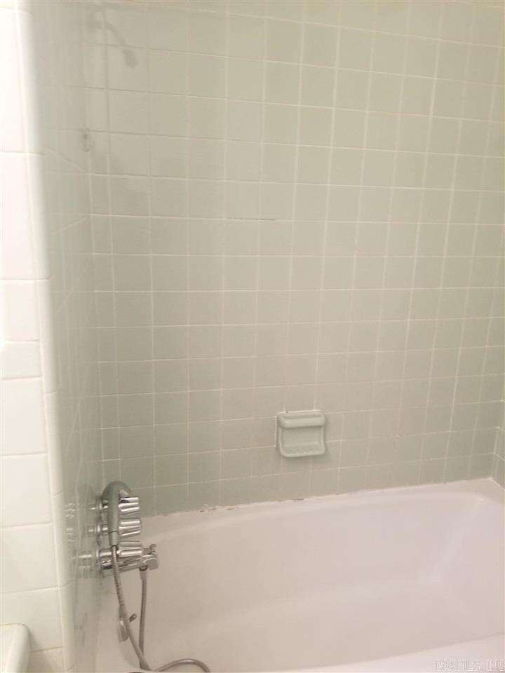 Windy Oaks - Residential Lease