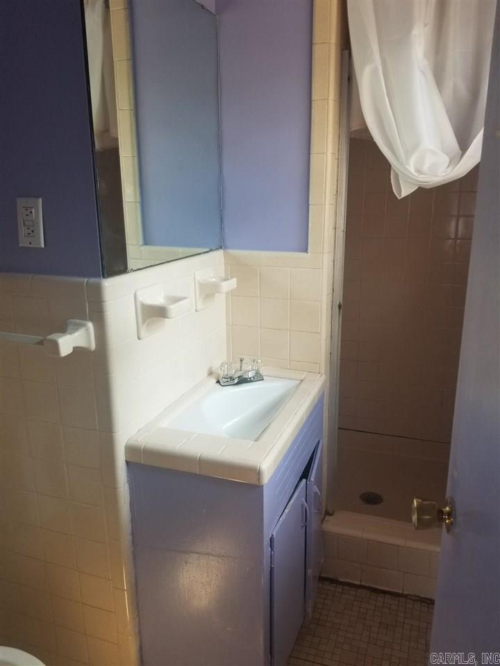 Windy Oaks - Residential Lease