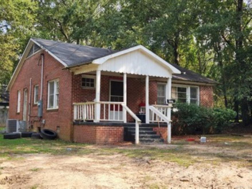 Welcome to this charming 3-bedroom, 1-bath home, offering 1,189 square feet of comfortable living space. Ideally situated near shopping, restaurants, and other amenities, this property provides both convenience and cozy appeal. Move-in ready, it’s perfect for anyone looking to settle into a vibrant neighborhood and make this delightful residence their own.