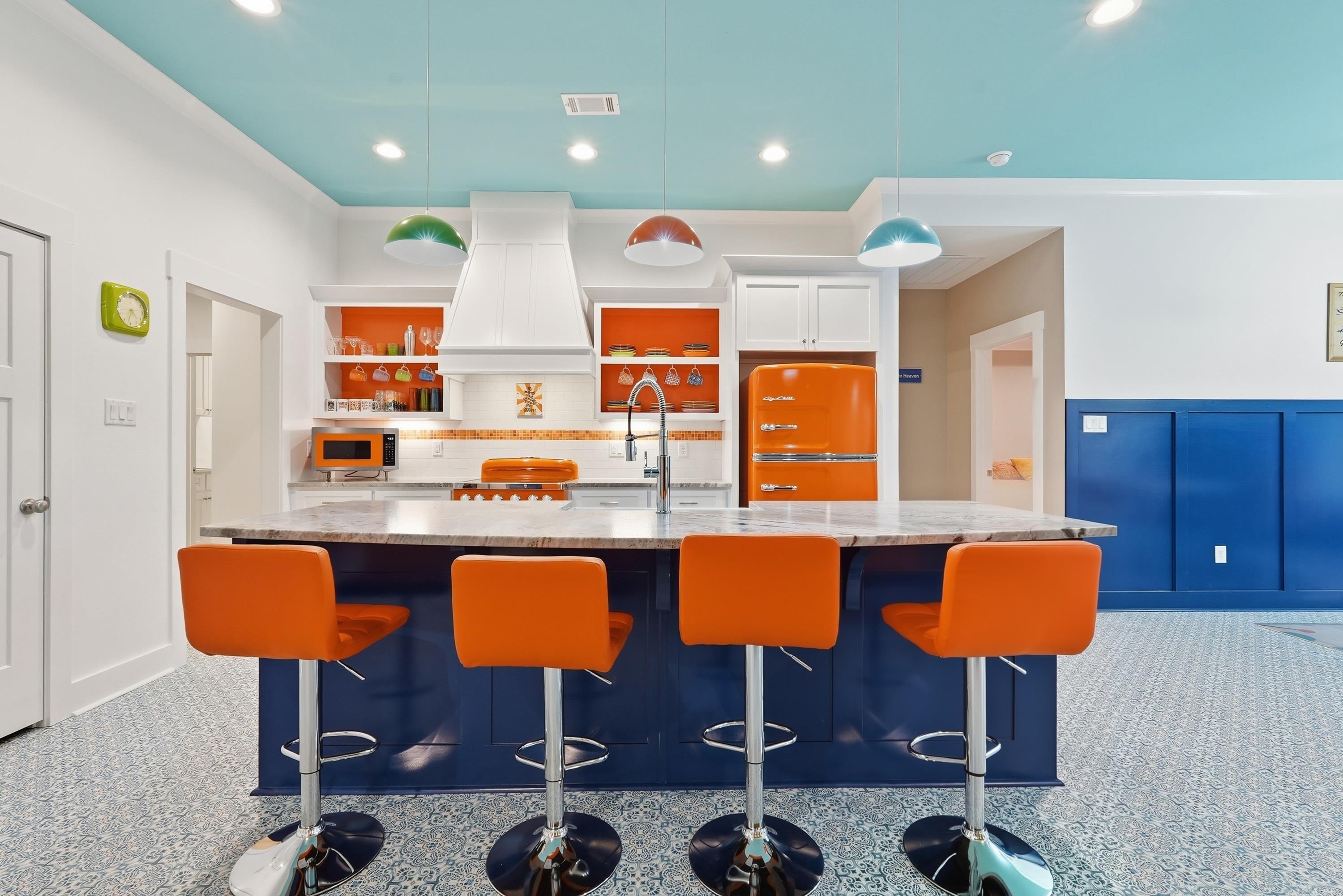 MYSTIC ISLE - Residential