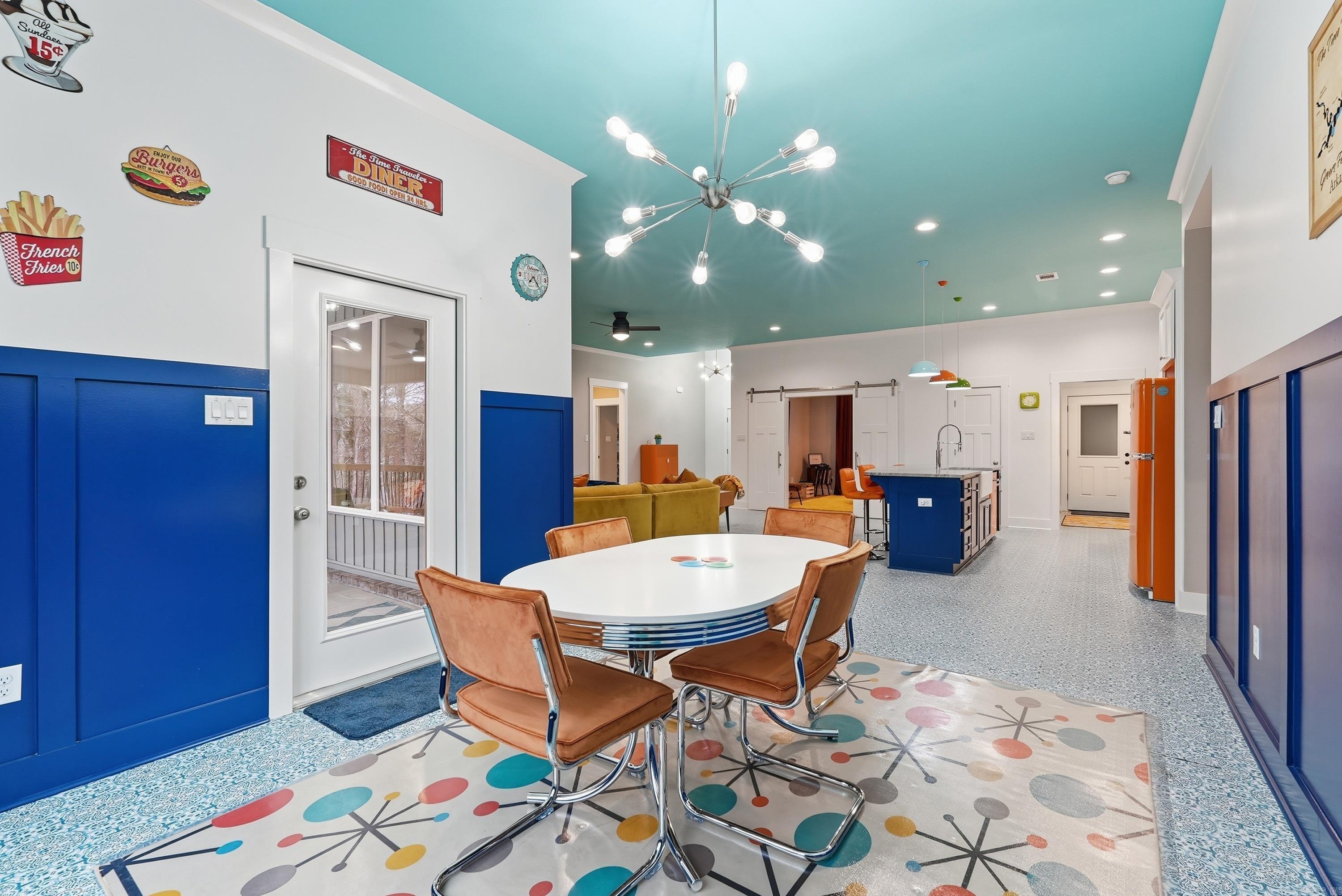 MYSTIC ISLE - Residential