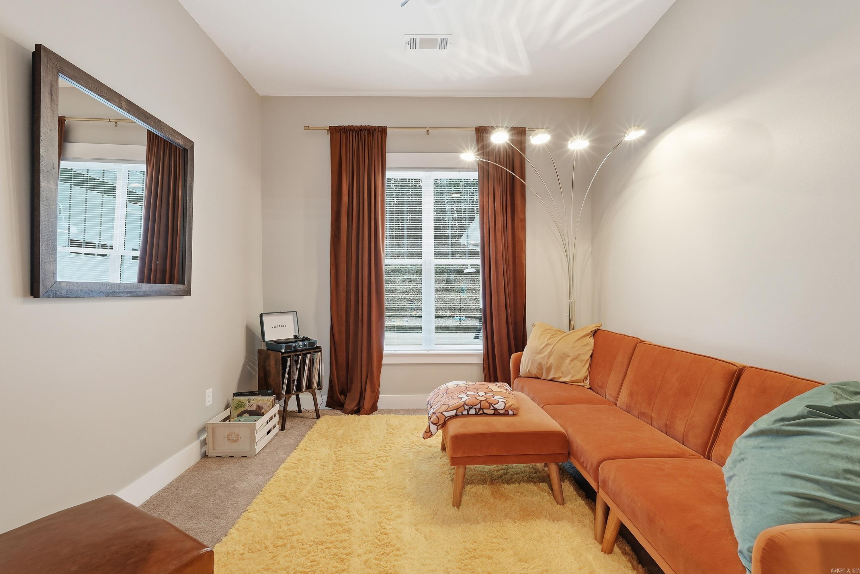 MYSTIC ISLE - Residential