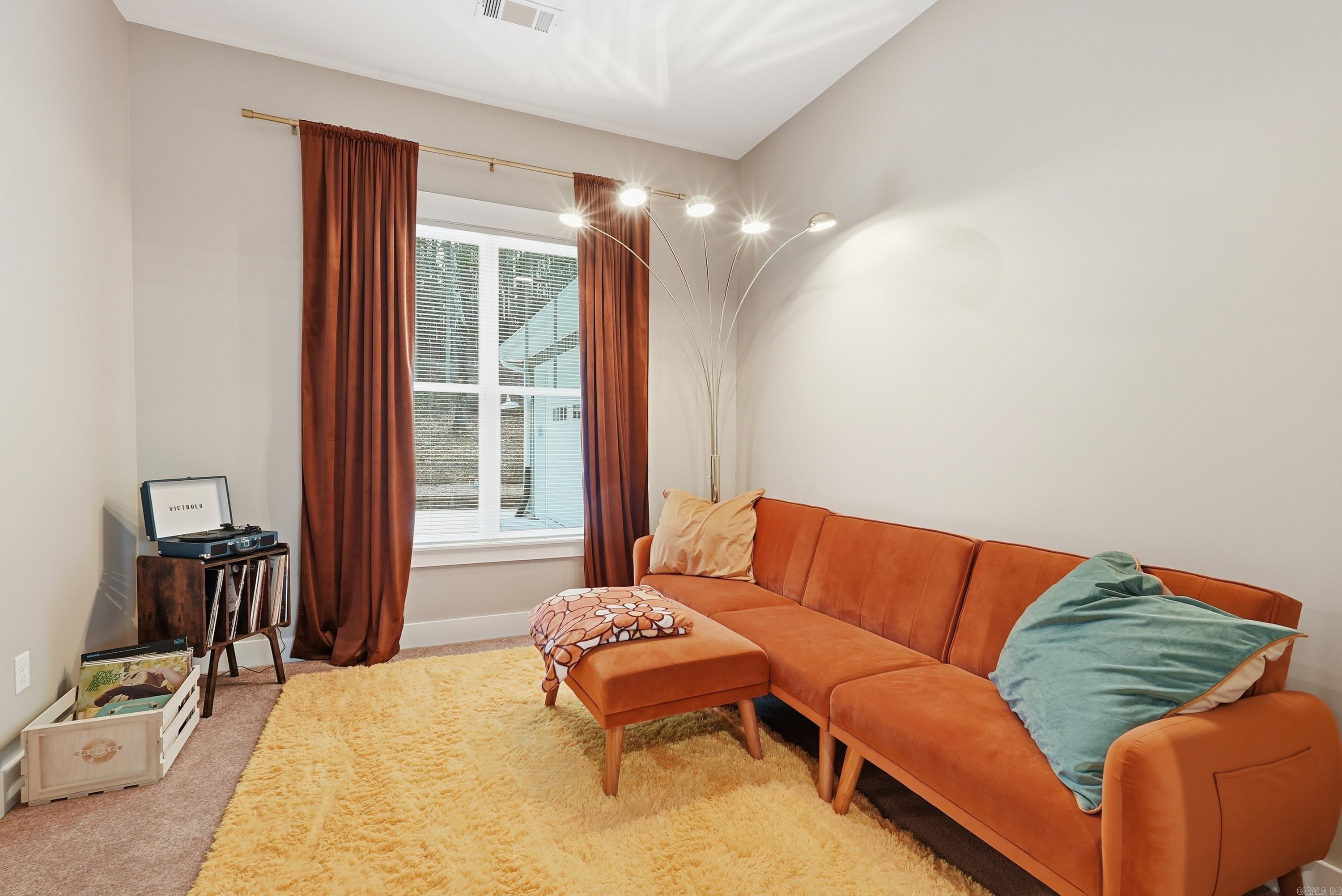 MYSTIC ISLE - Residential