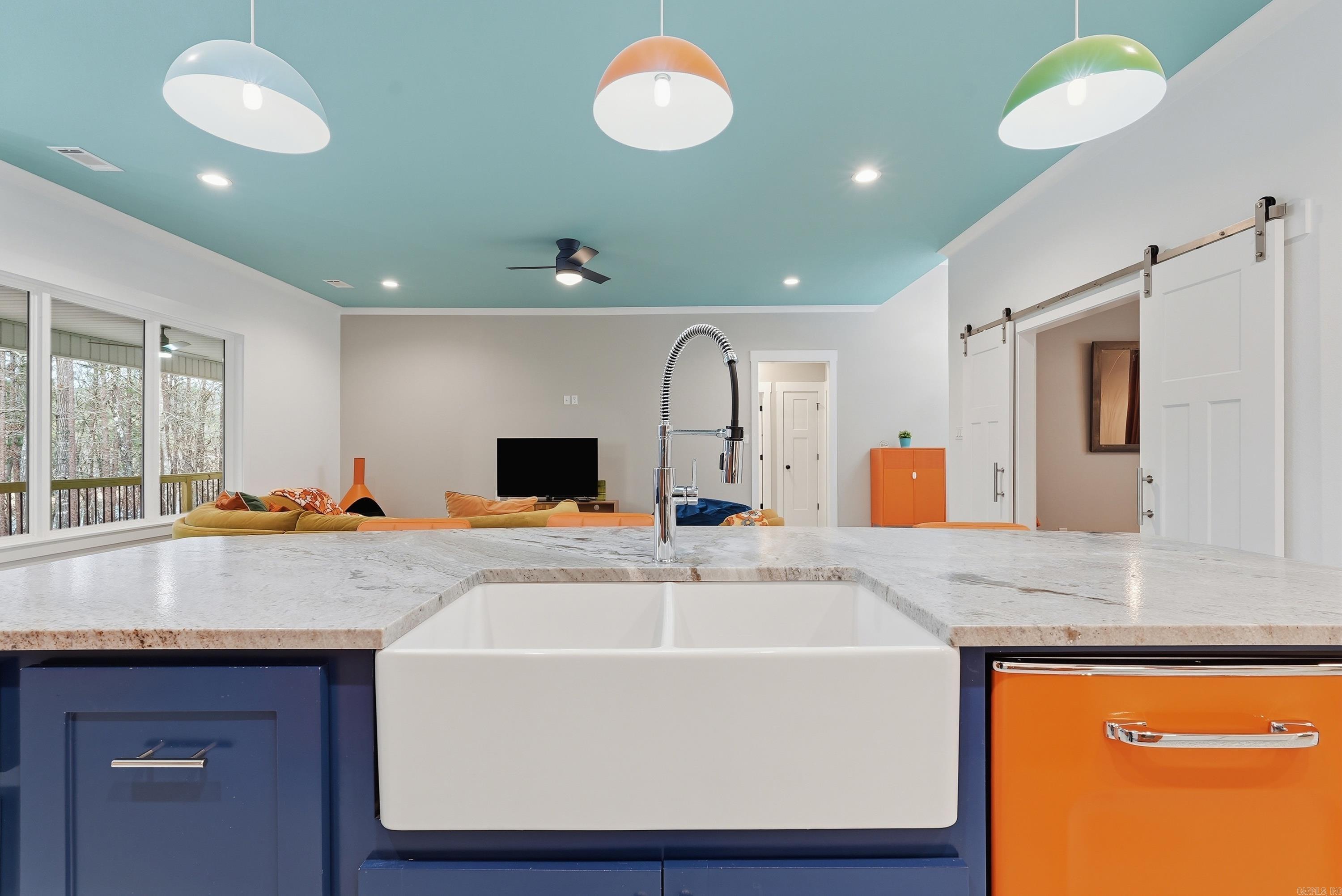 MYSTIC ISLE - Residential