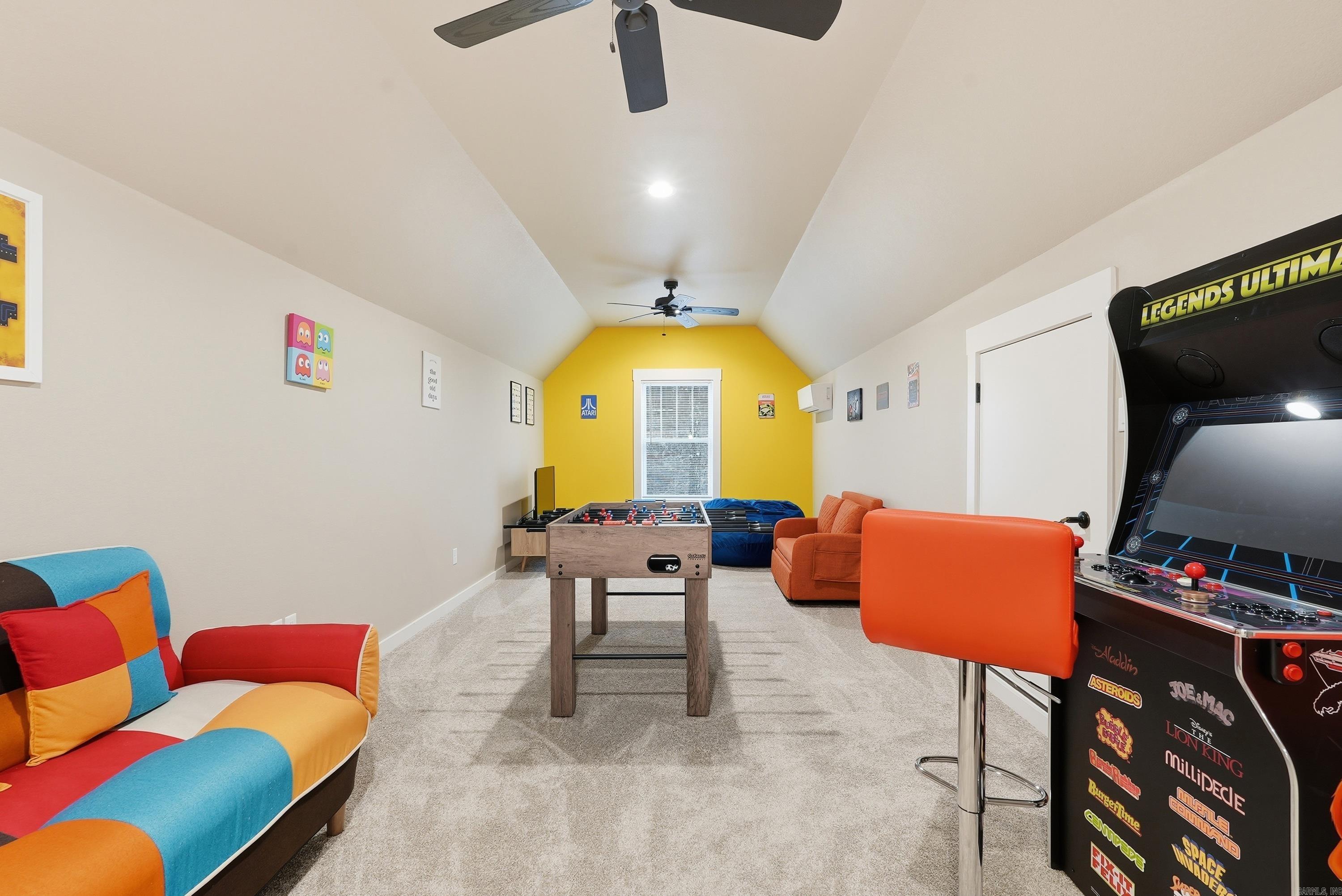 MYSTIC ISLE - Residential