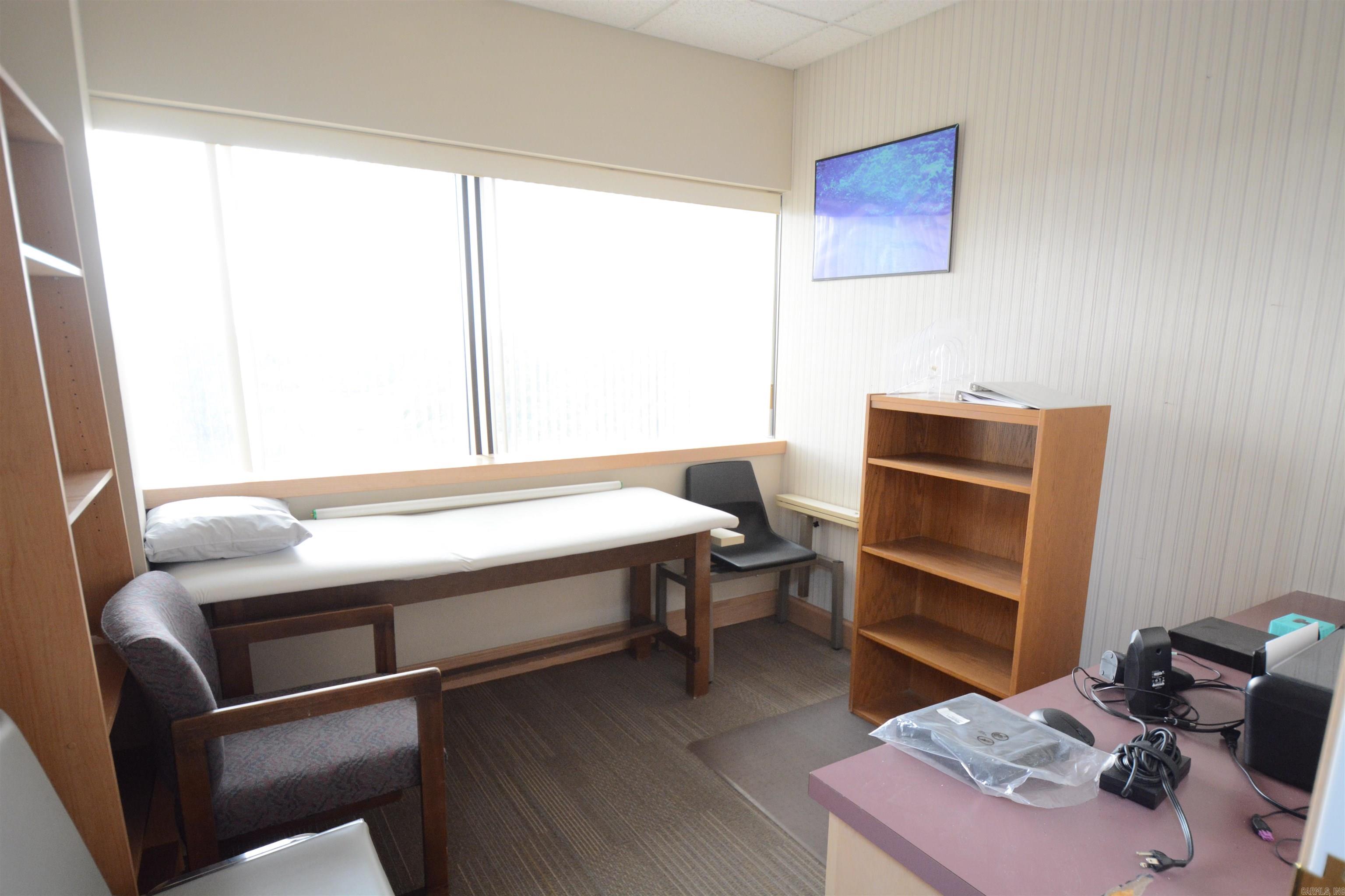 Medical Office Building HPR - Commercial Sale