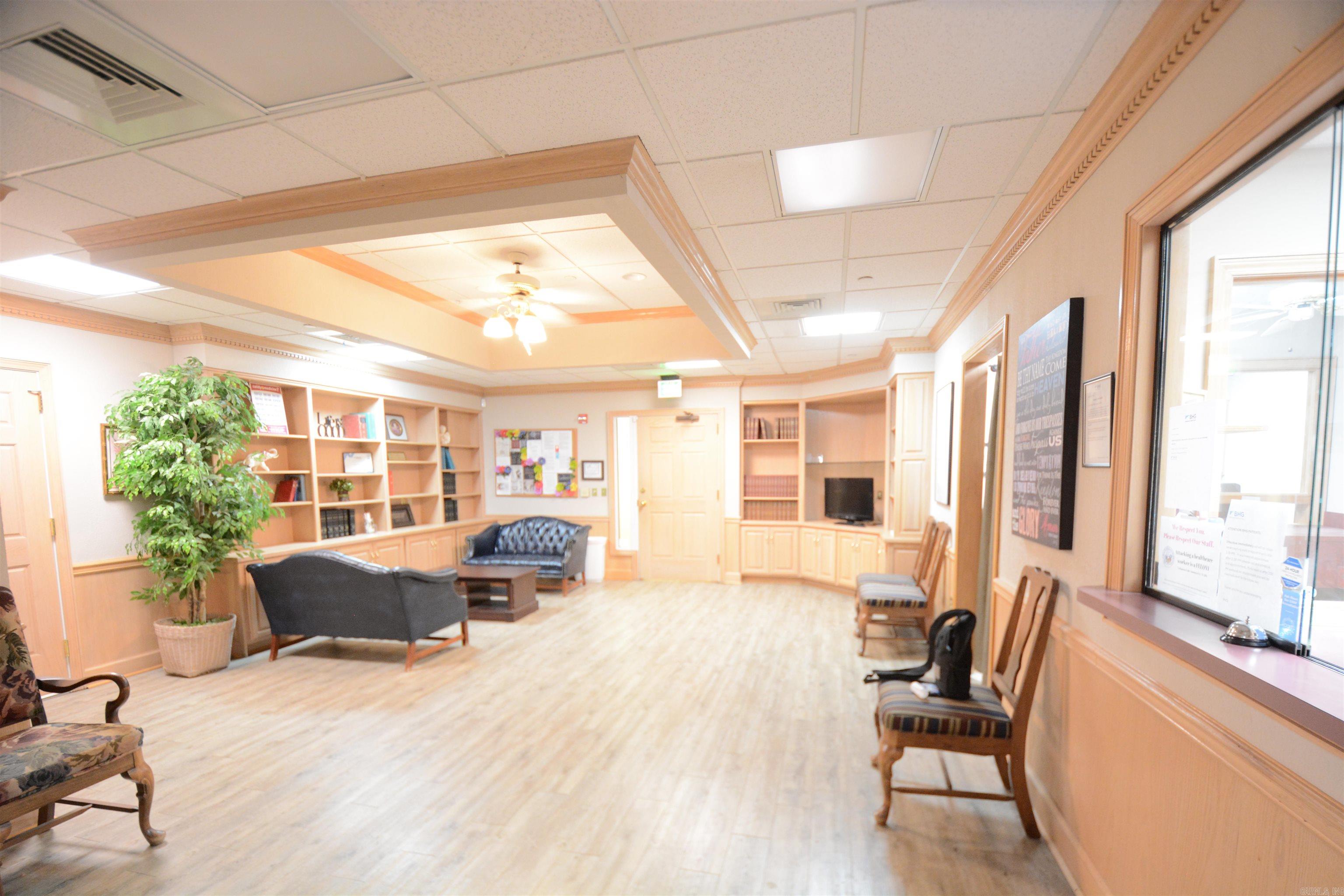 Medical Office Building HPR - Commercial Sale