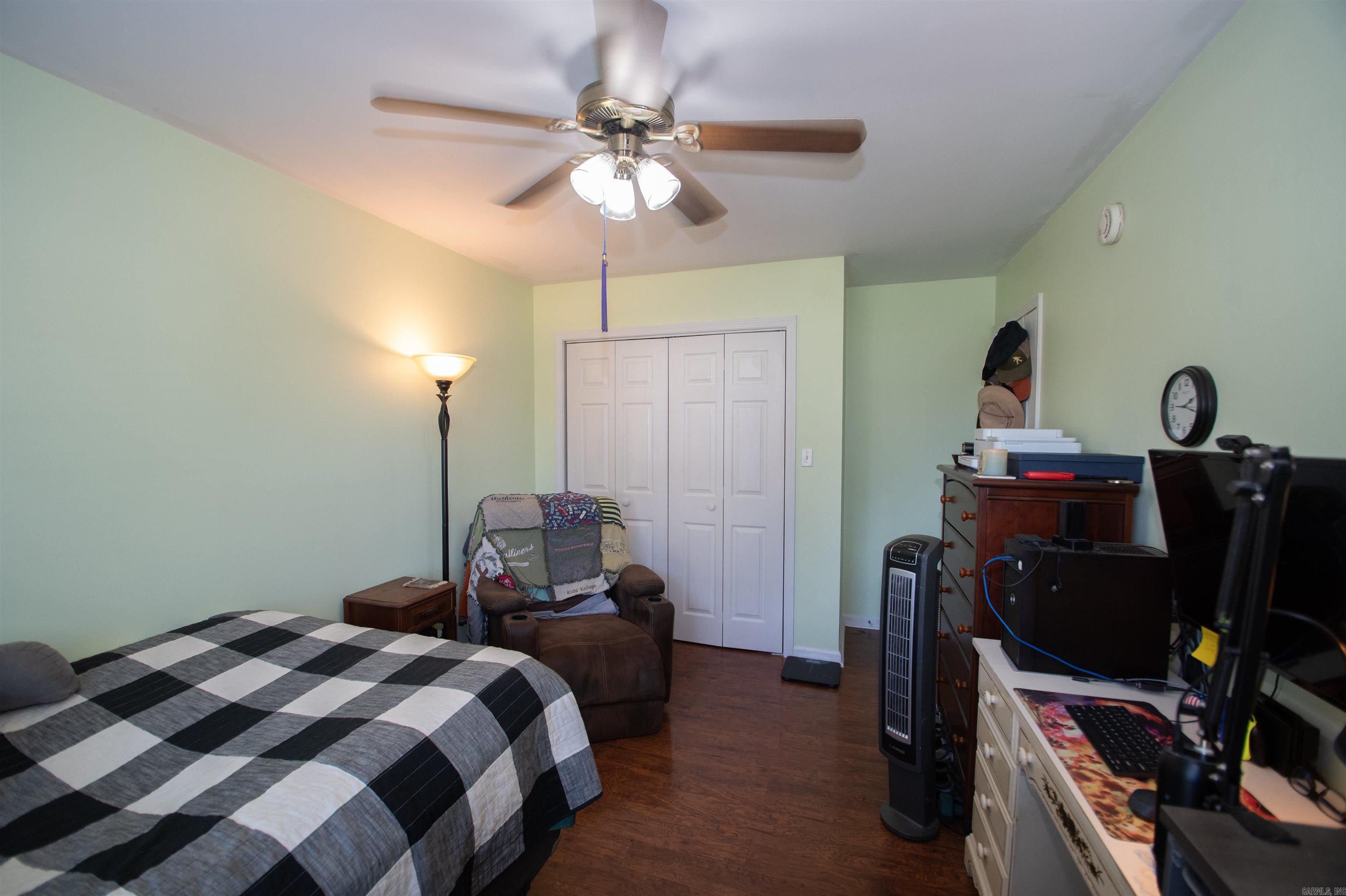WINDWOOD SOUTH - Residential