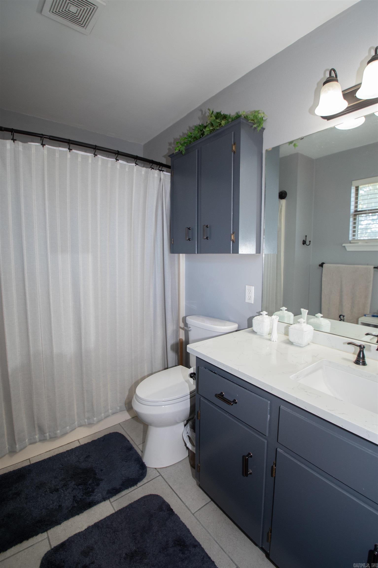 WINDWOOD SOUTH - Residential