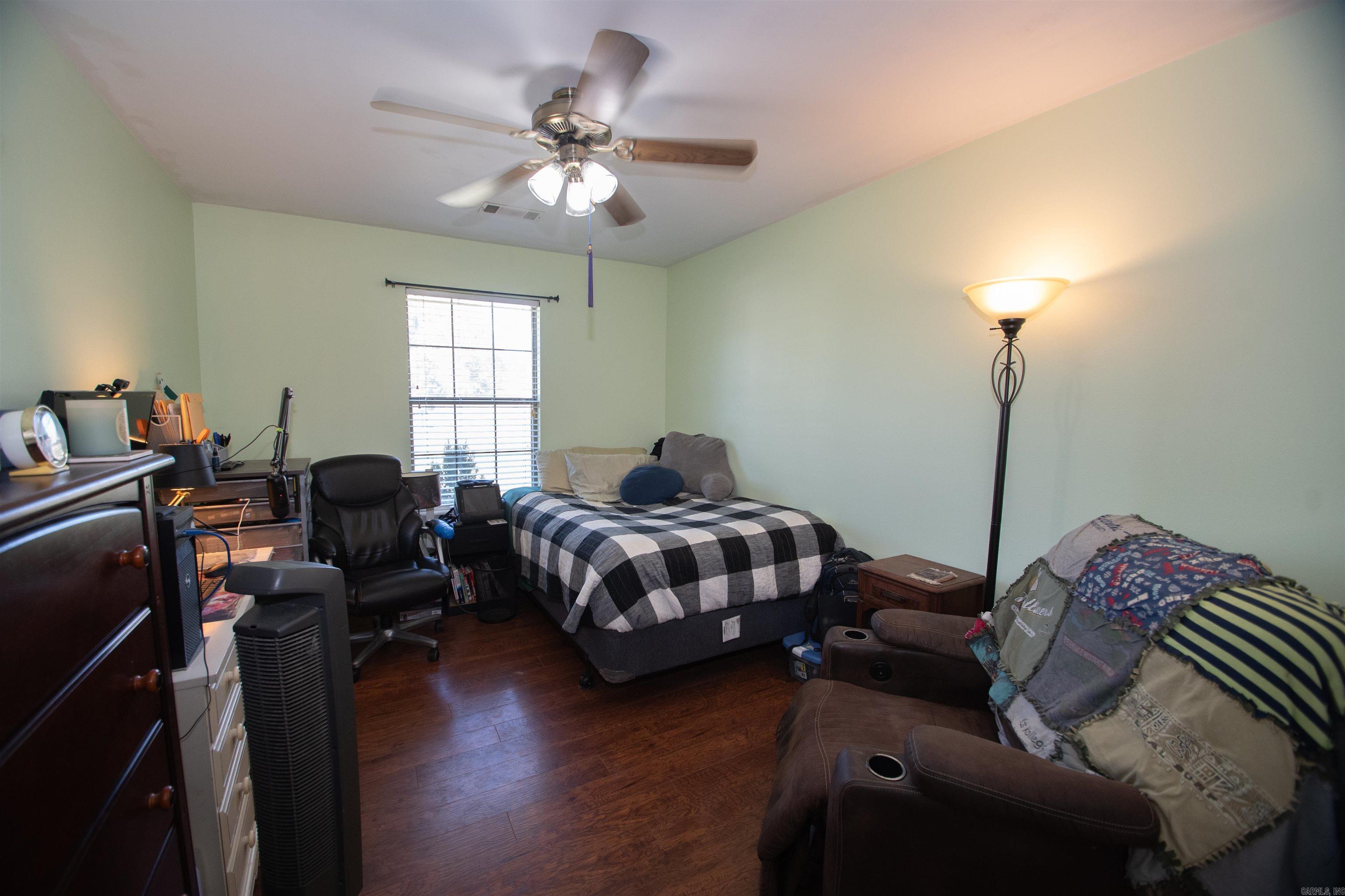 WINDWOOD SOUTH - Residential