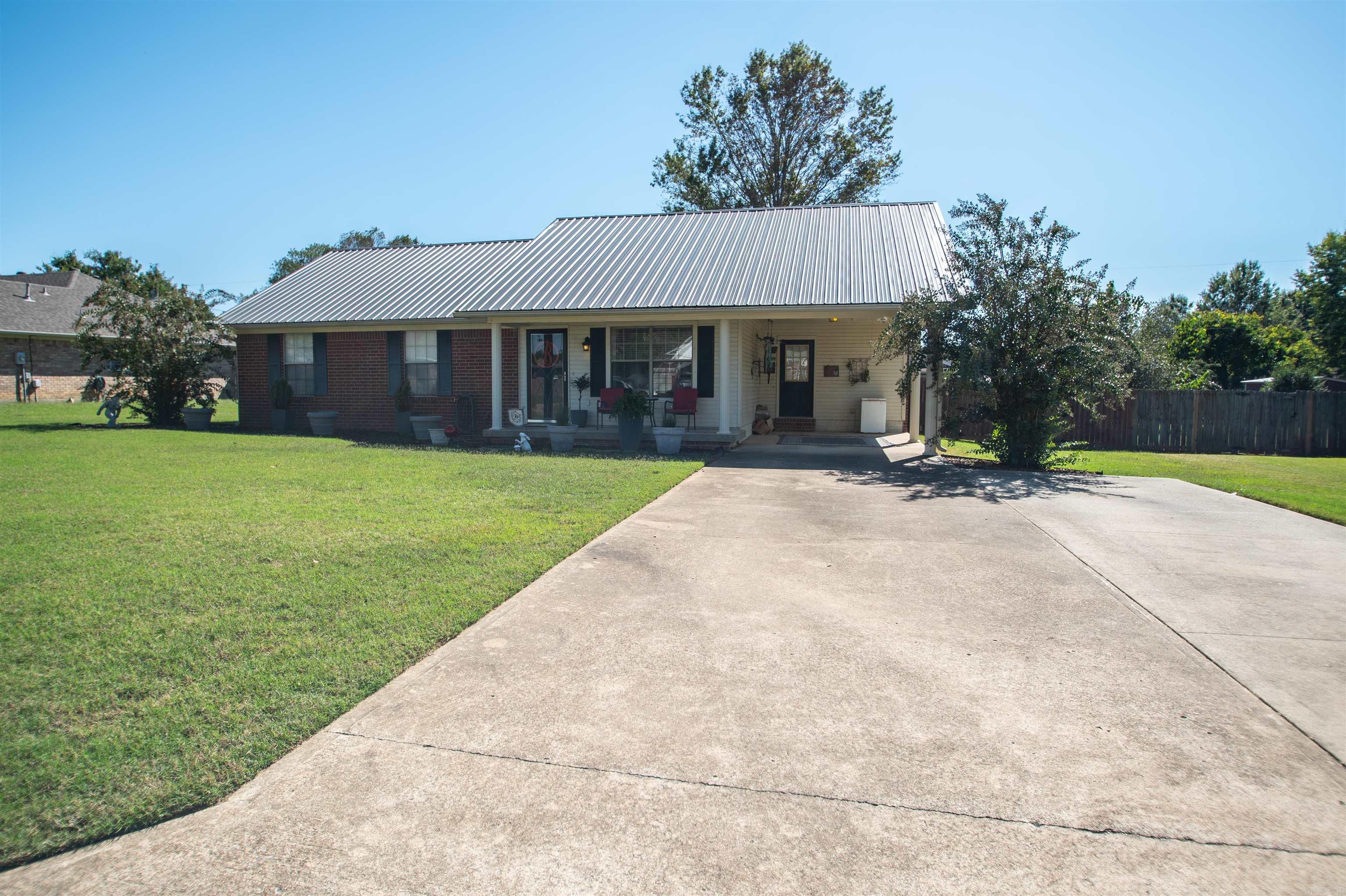 WINDWOOD SOUTH - Residential