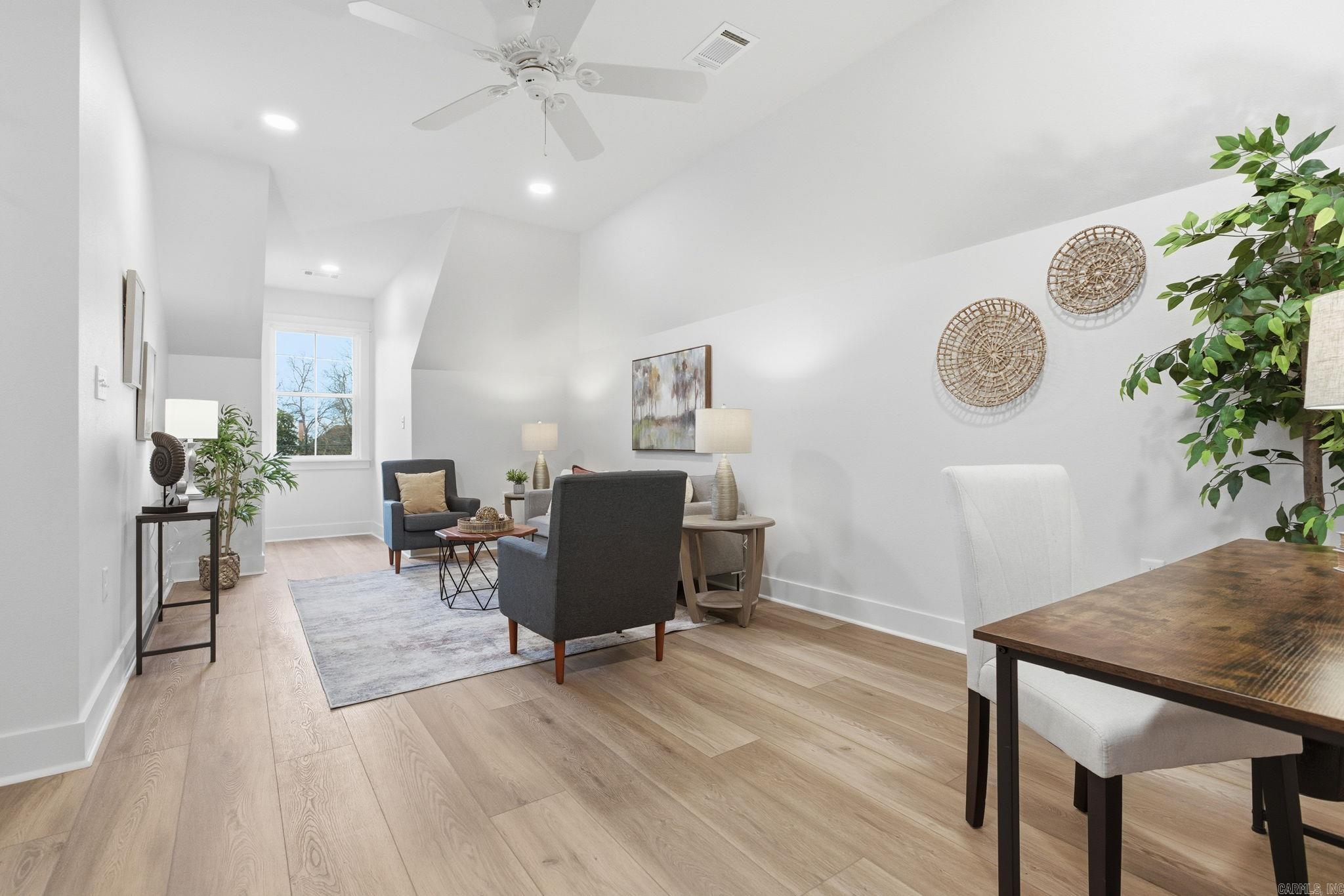 CAMMACK WOODS - Residential