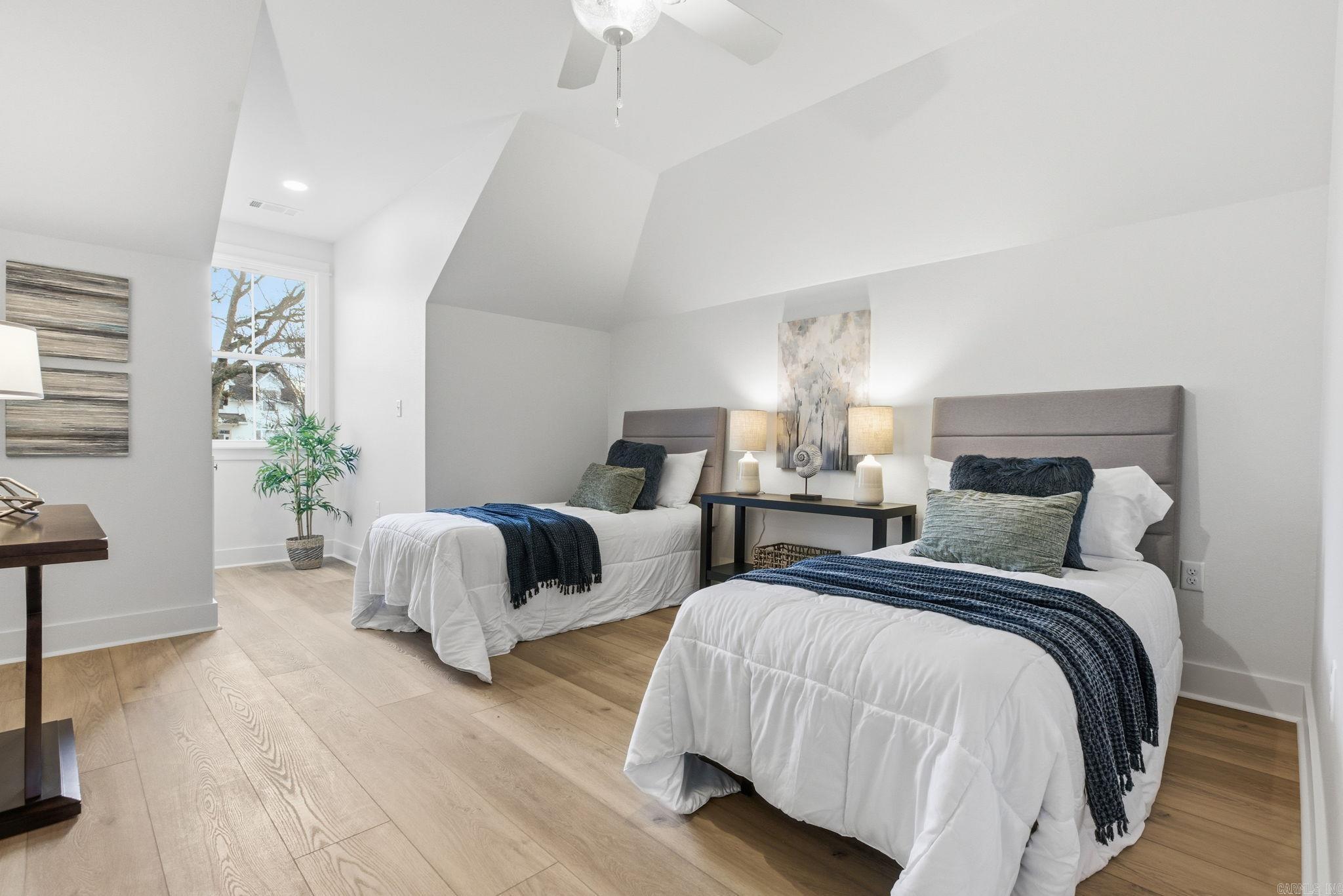 CAMMACK WOODS - Residential