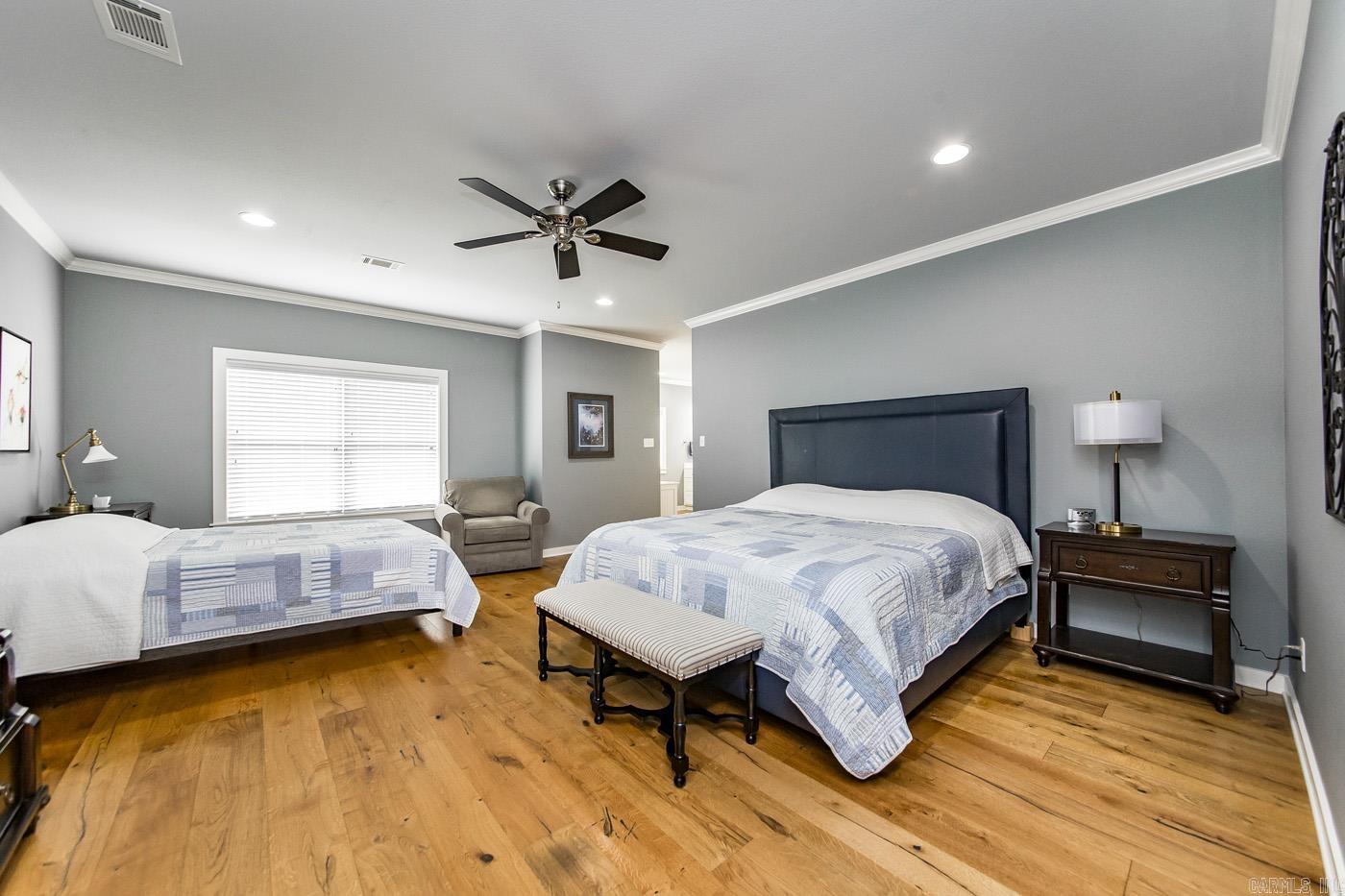 DEER MEADOW - Residential
