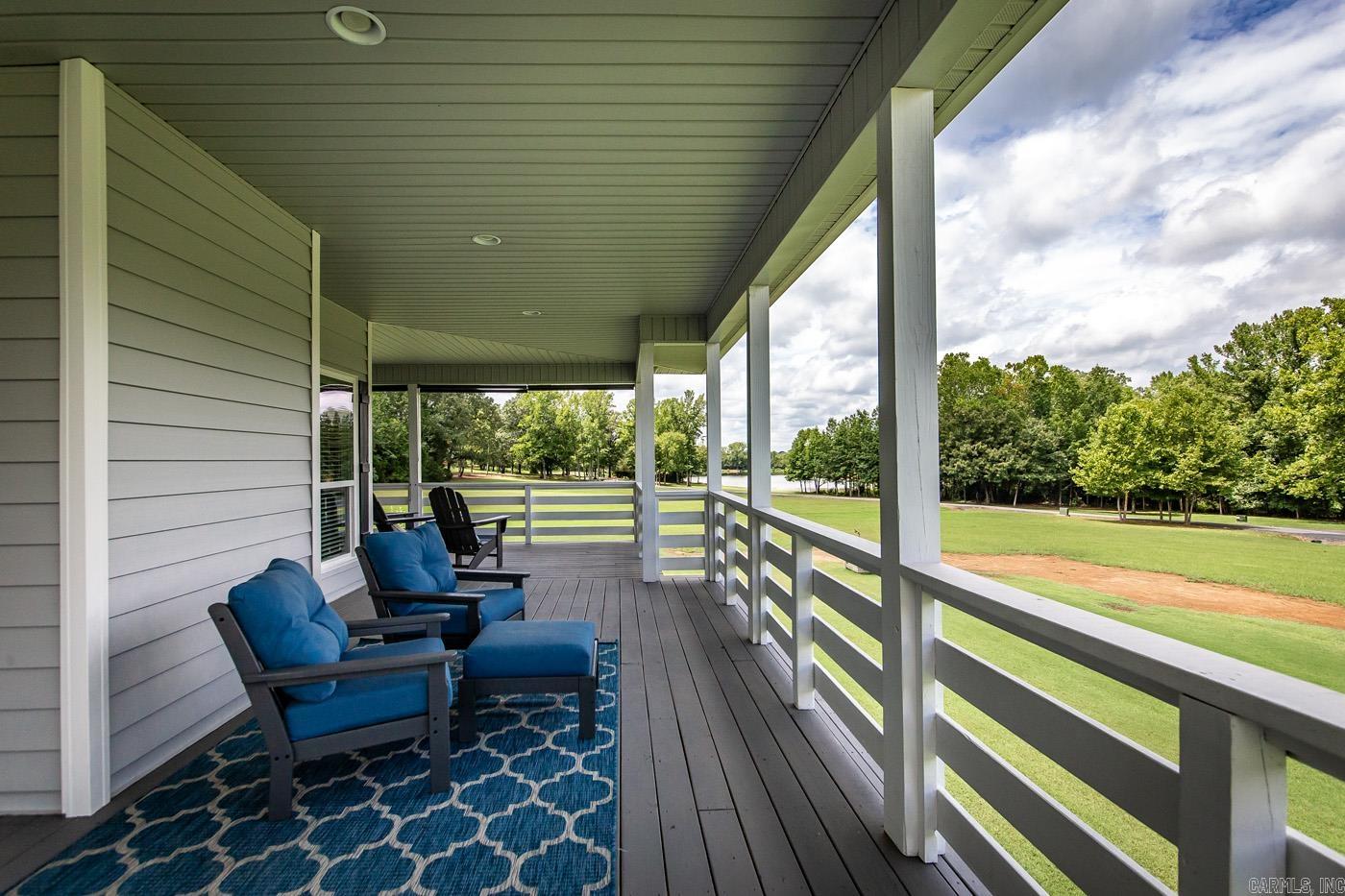 DEER MEADOW - Residential