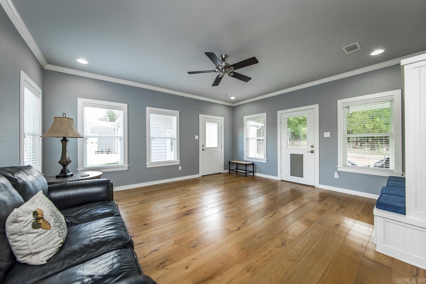 DEER MEADOW - Residential