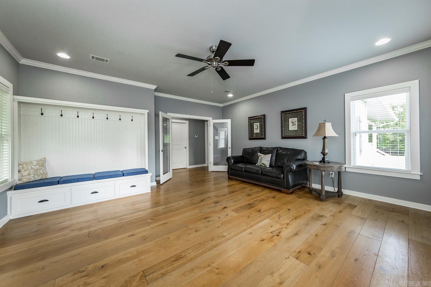 DEER MEADOW - Residential