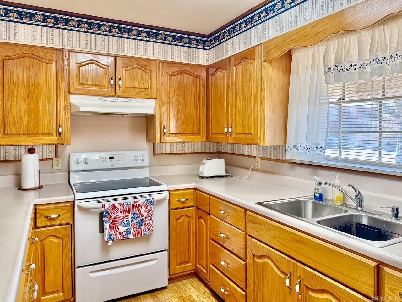 Lund and Hill Original - Residential