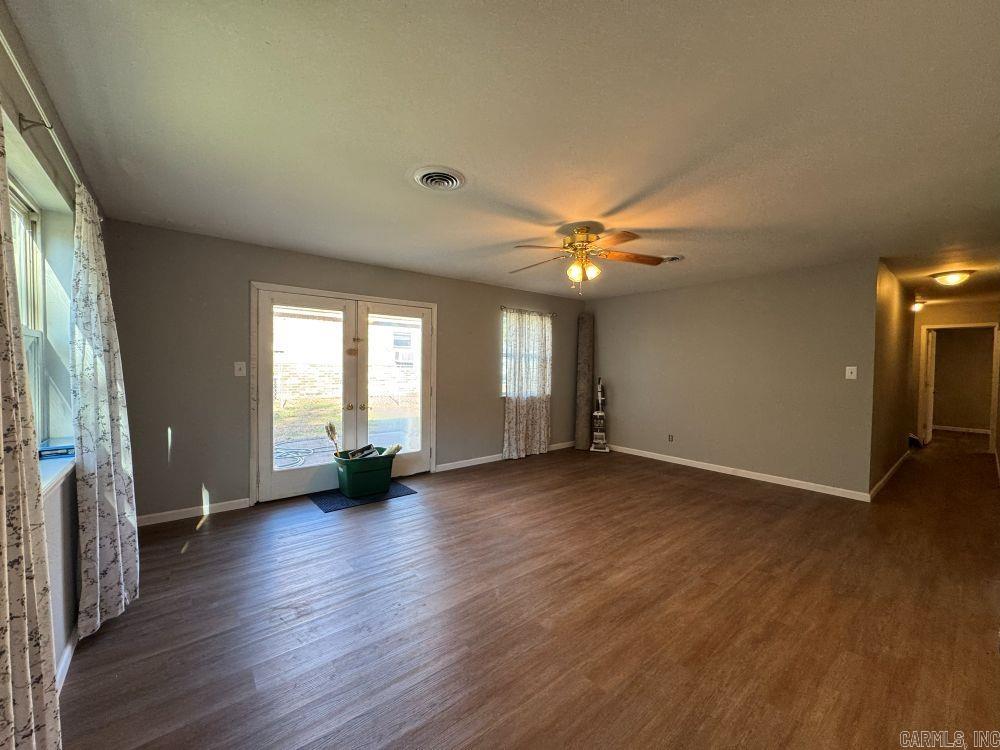 WESTERN HILLS - Residential