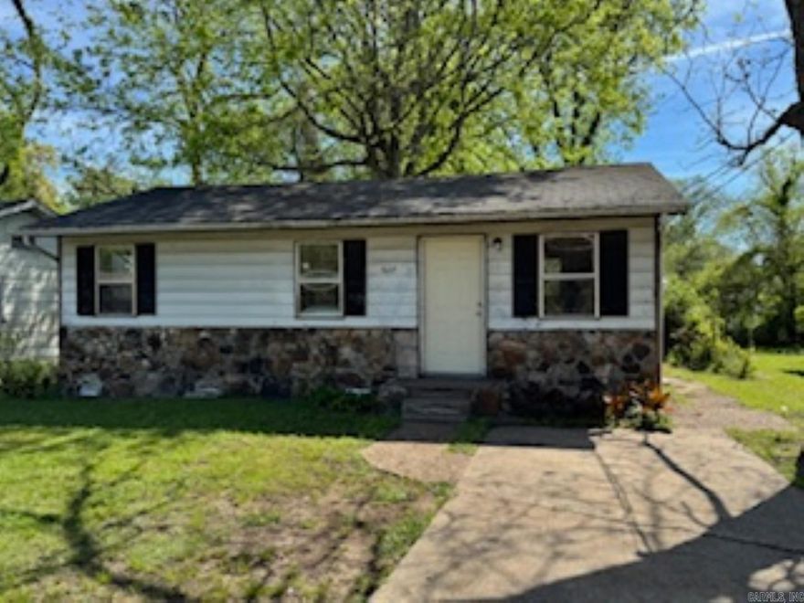 Discover this “Sold As Is” gem—a charming 2 bedroom, 1 bath home featuring an inviting open floor plan. Conveniently located near shopping centers, grocery stores, pharmacies, and much more, this well-built property is an affordable alternative to renting. Whether you’re an investor seeking a promising opportunity or a first-time homebuyer searching for the perfect starter home, this property fits the bill. Don’t miss your chance to make it yours!