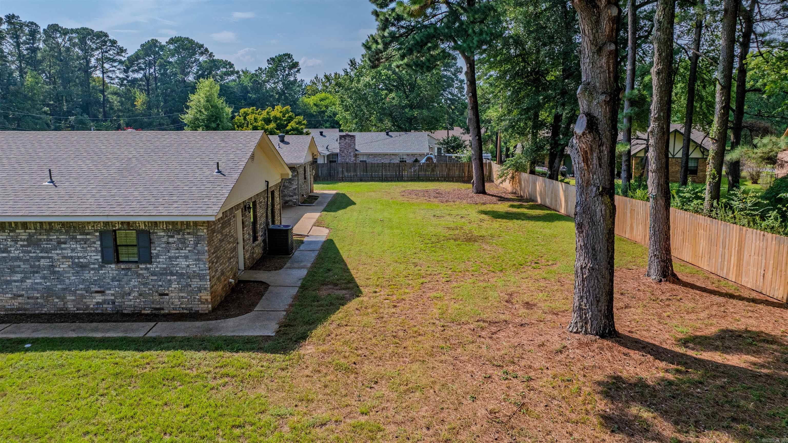 PINECROFT - Residential