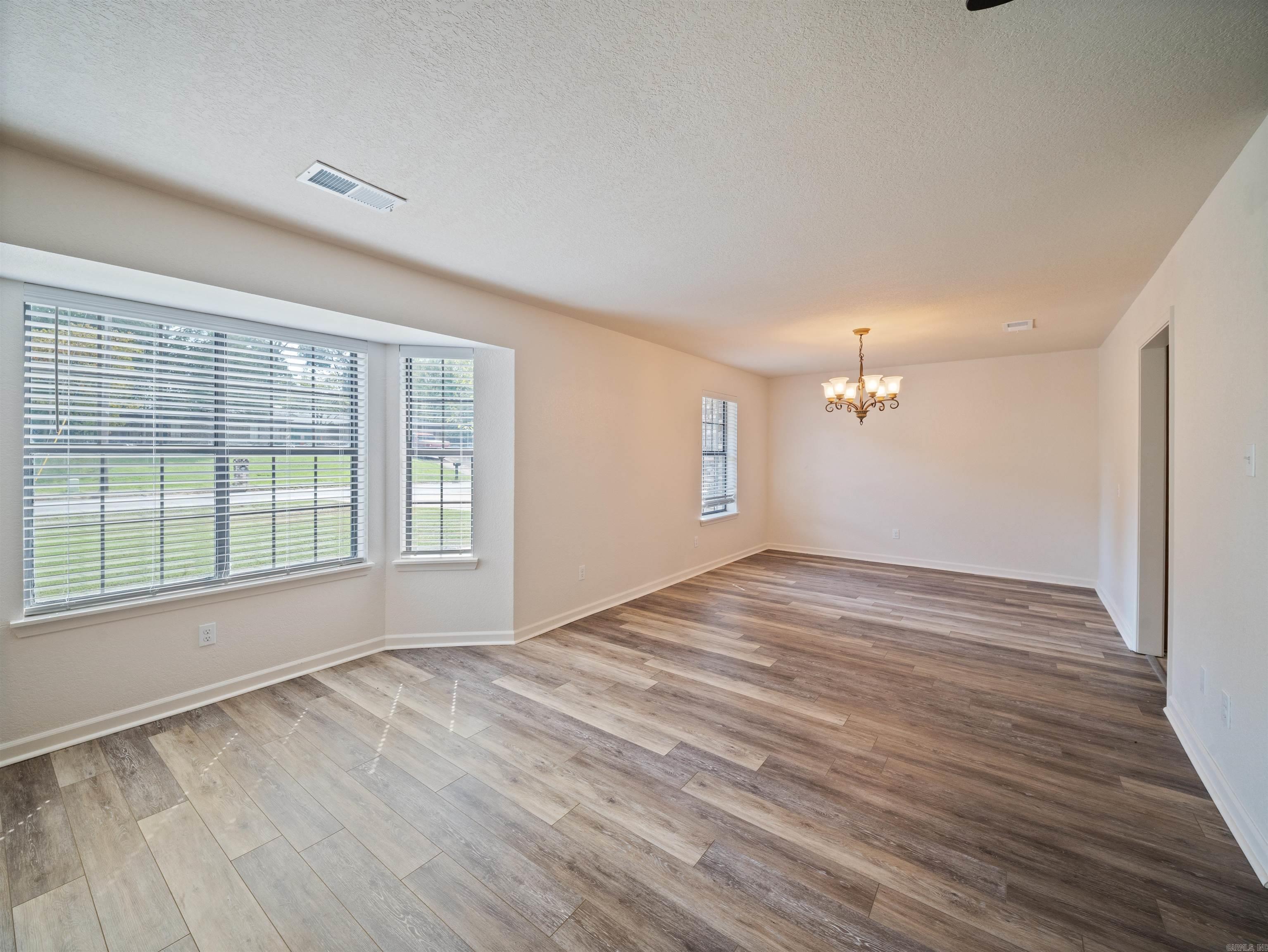 PINECROFT - Residential