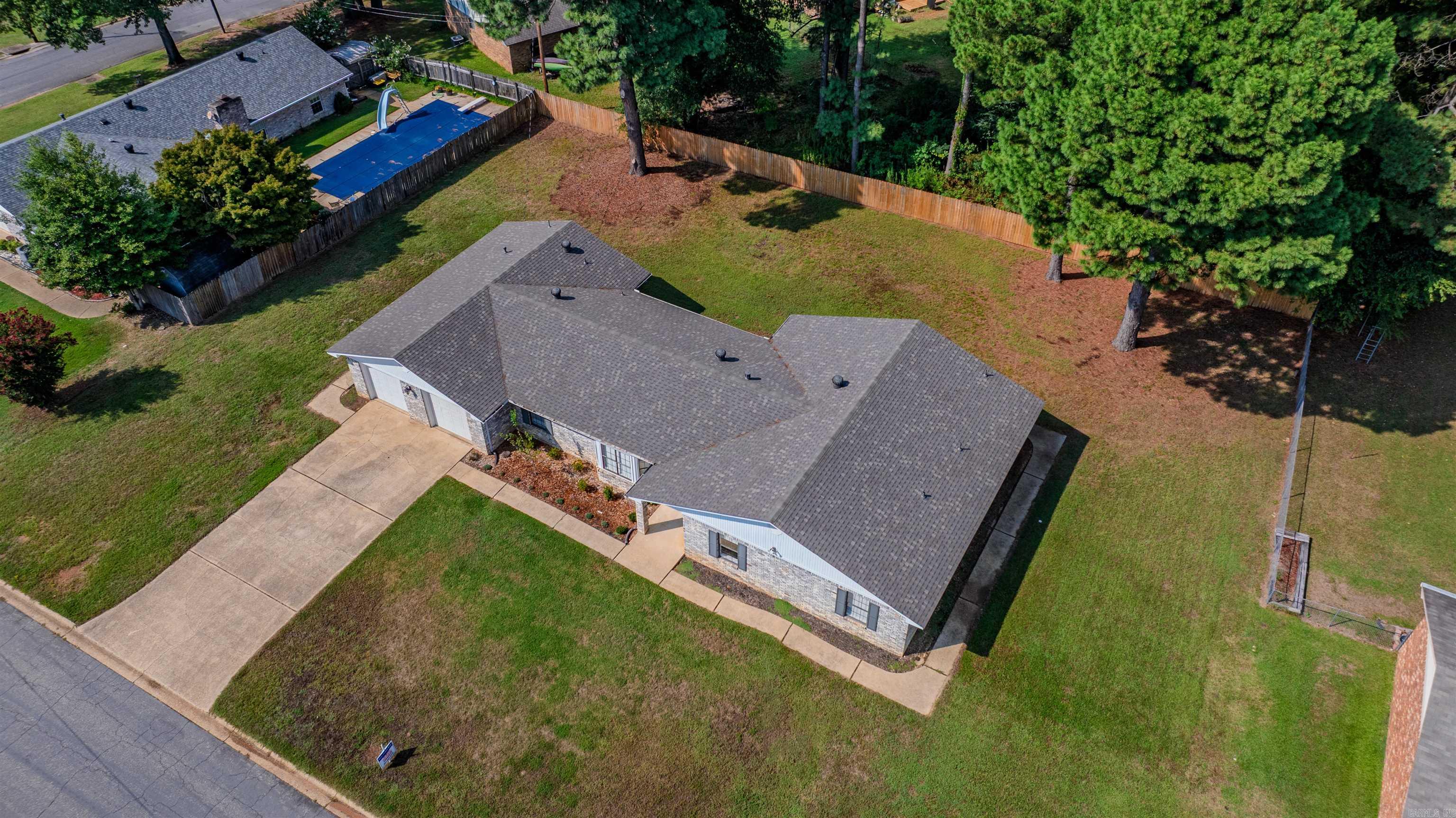 PINECROFT - Residential