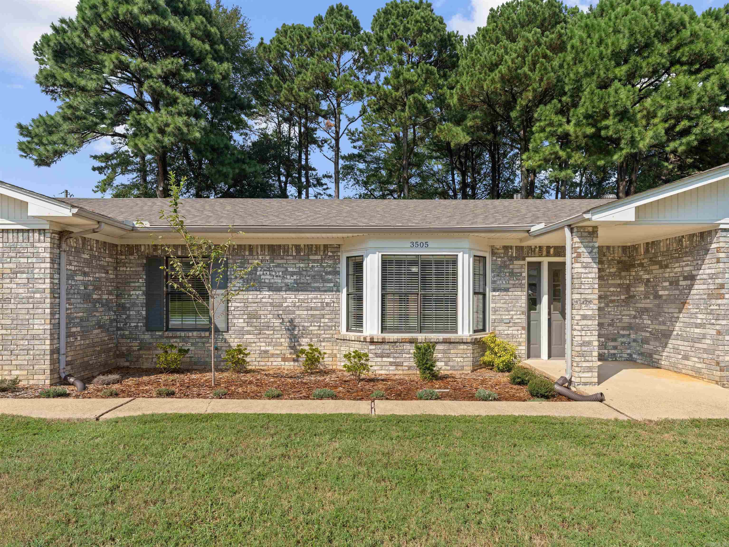 PINECROFT - Residential