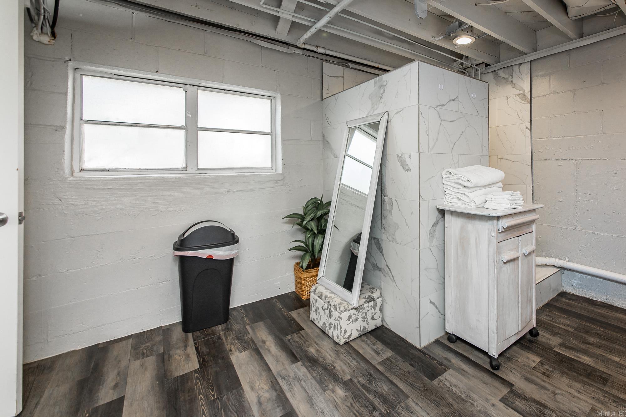 Browns - Residential