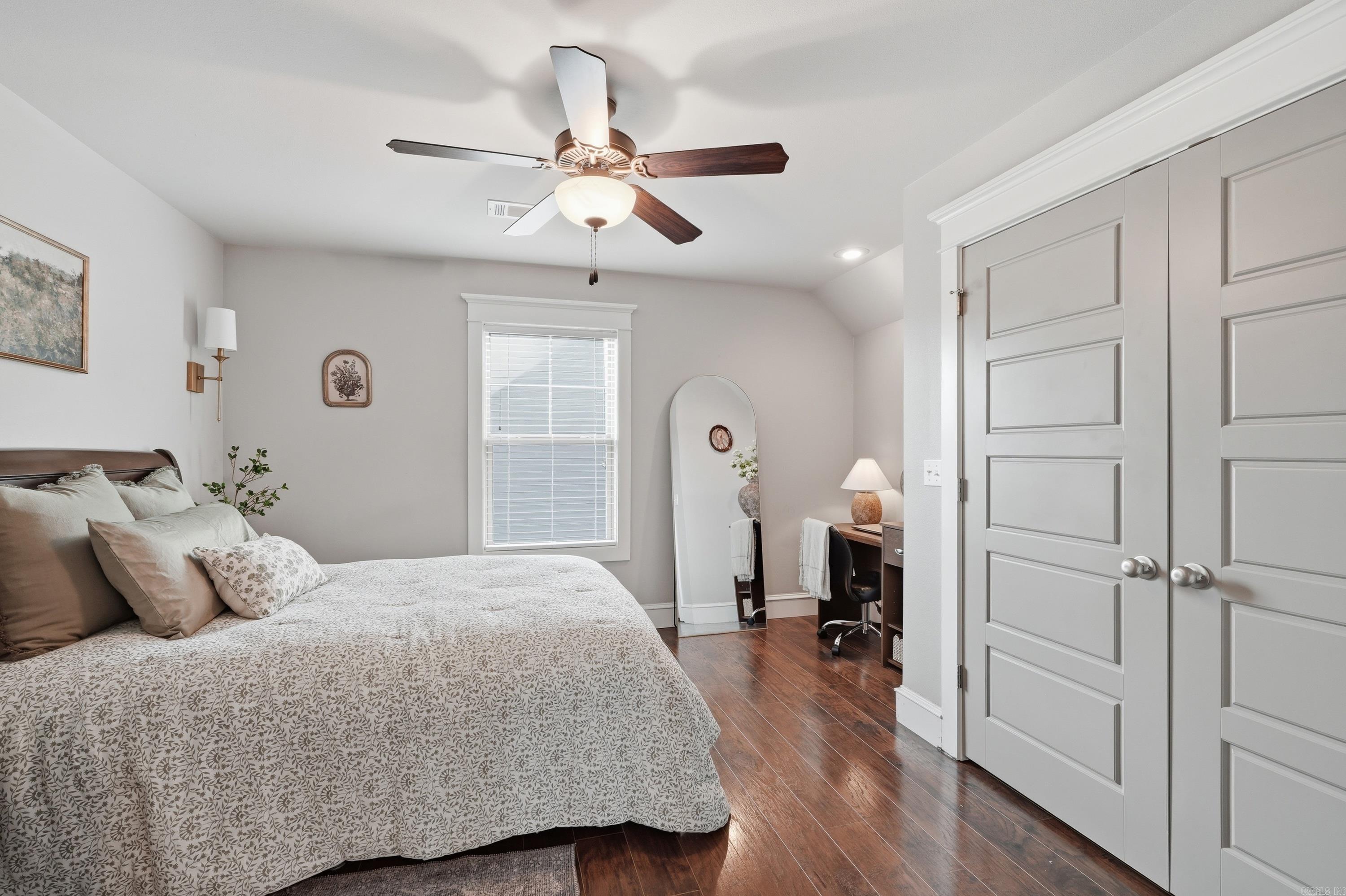 OVERLAND PARK - Residential